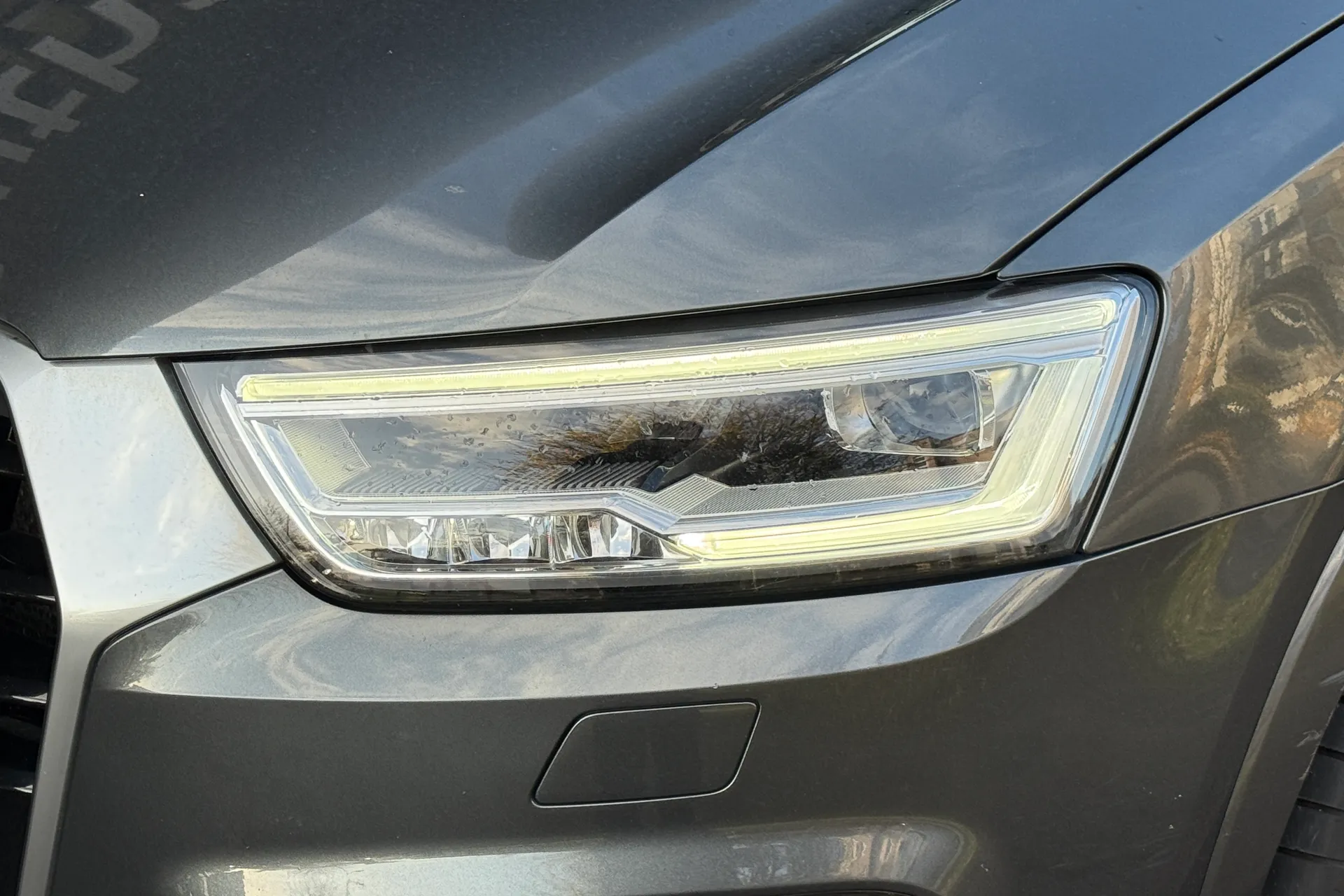 Audi Q3 thumbnail image number 61