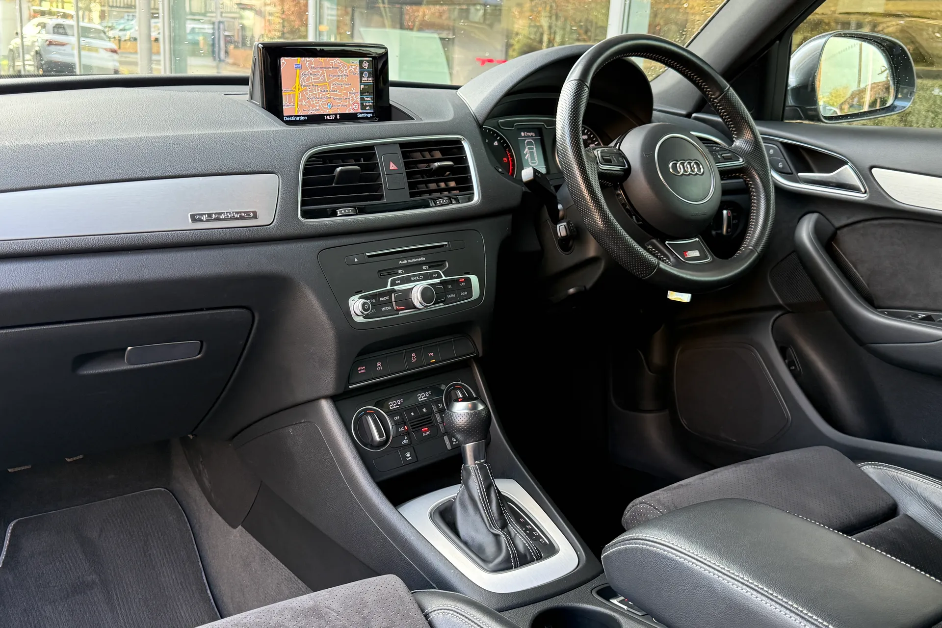 Audi Q3 thumbnail image number 59