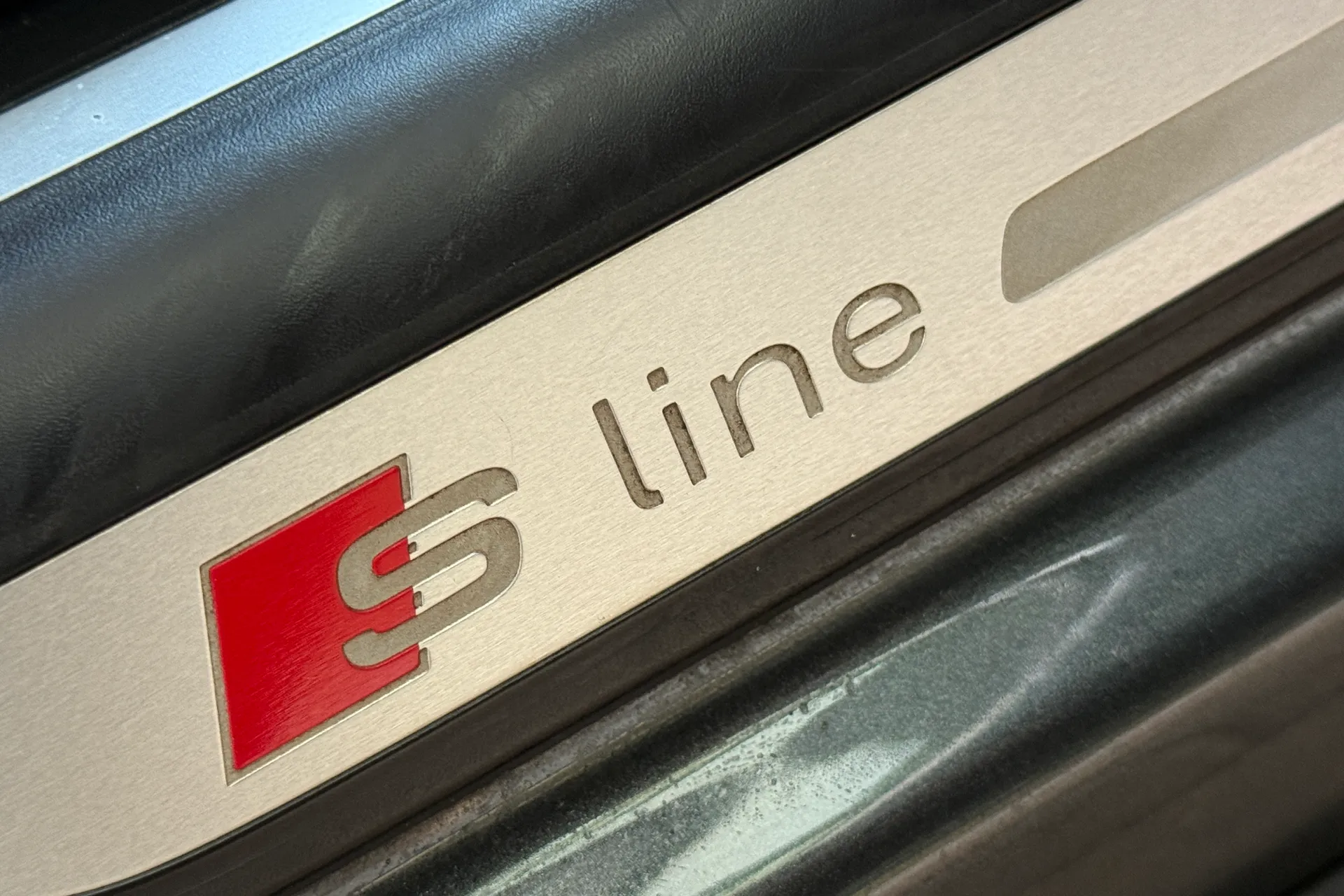 Audi Q3 thumbnail image number 46