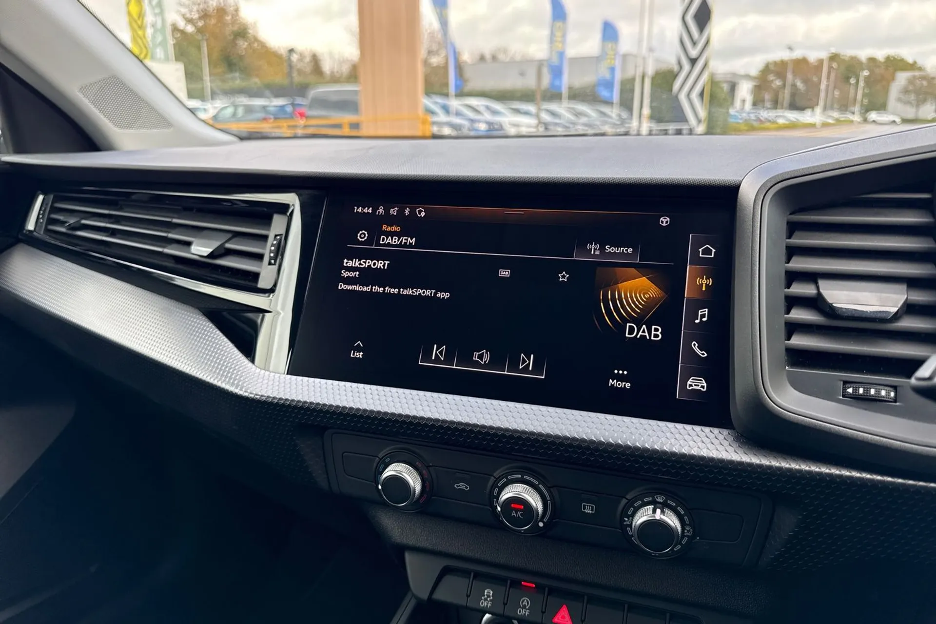 Audi A1 thumbnail image number 23