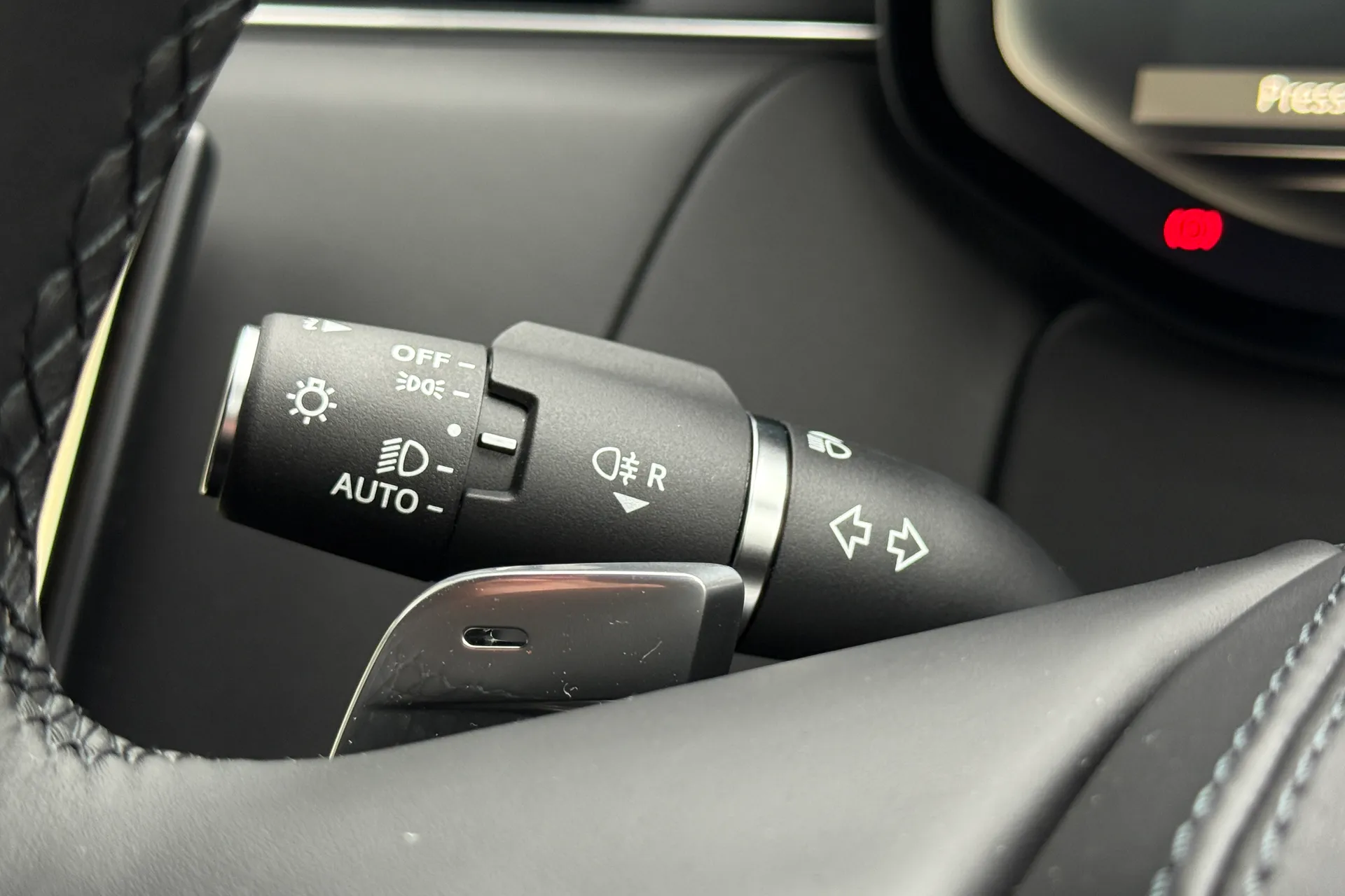 LAND ROVER RANGE ROVER SPORT thumbnail image number 65