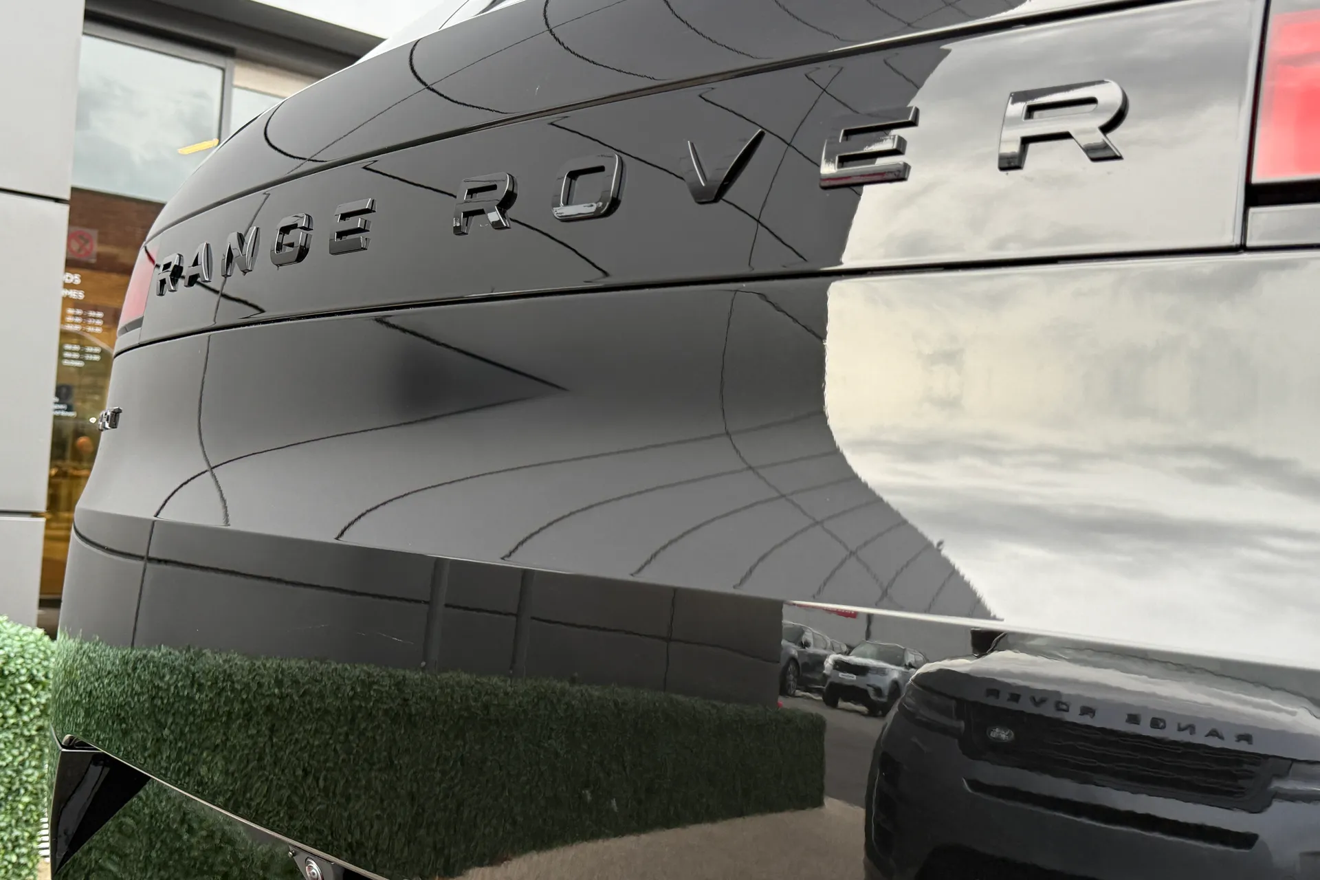 LAND ROVER RANGE ROVER SPORT thumbnail image number 24
