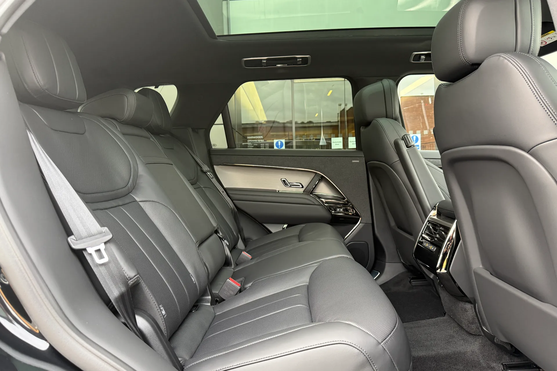 LAND ROVER RANGE ROVER SPORT thumbnail image number 20