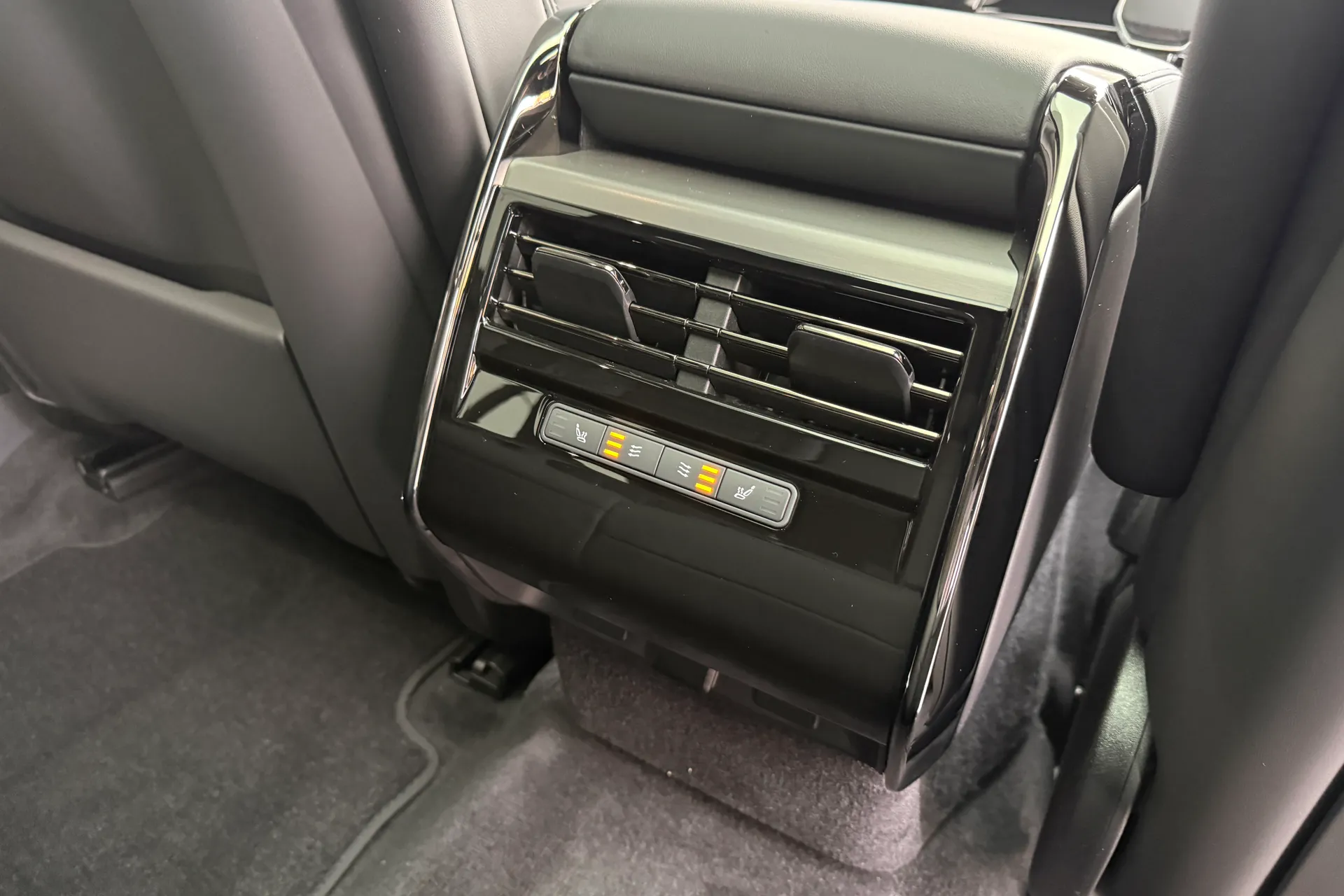 LAND ROVER RANGE ROVER SPORT thumbnail image number 52