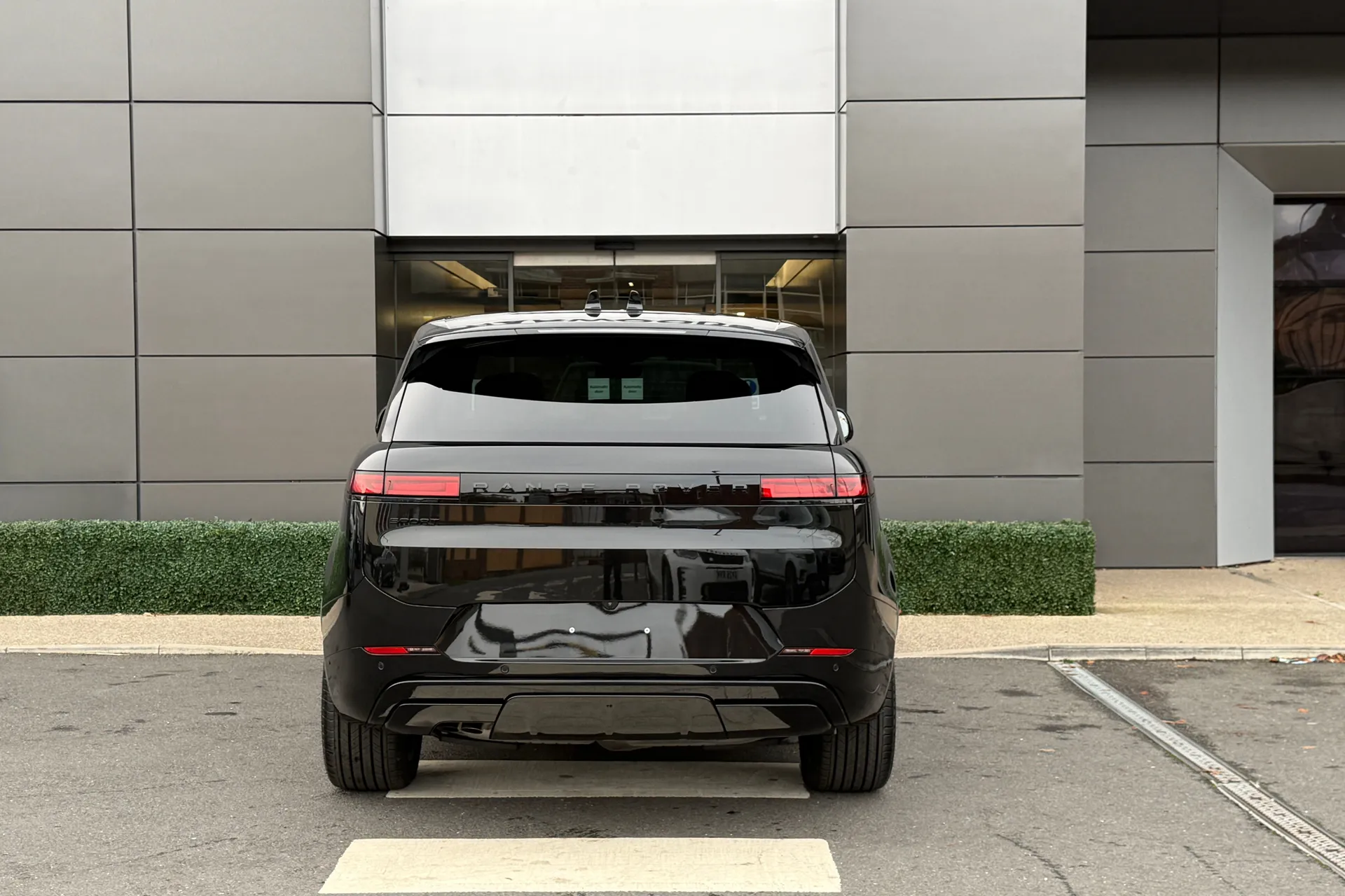 LAND ROVER RANGE ROVER SPORT thumbnail image number 11