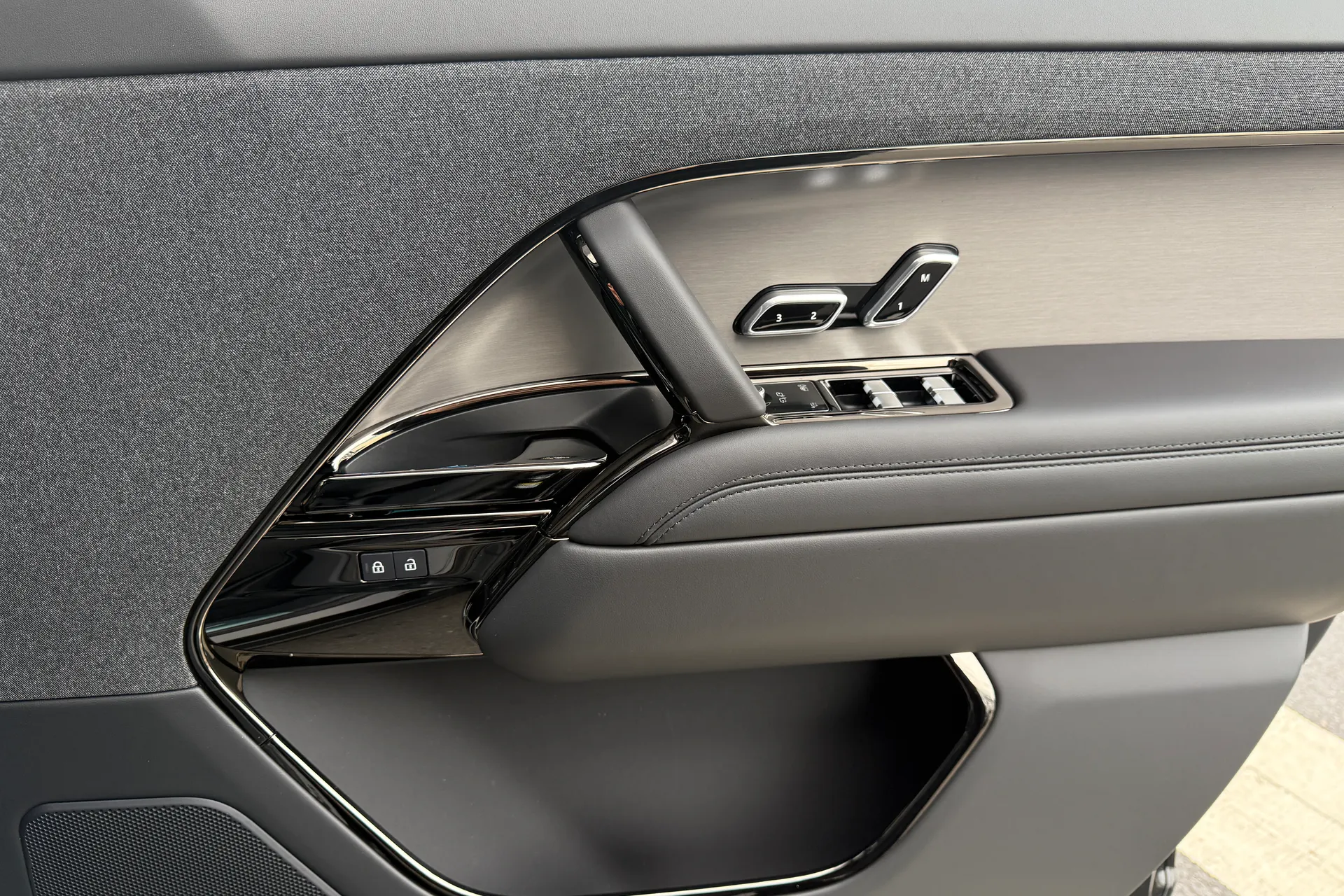 LAND ROVER RANGE ROVER SPORT thumbnail image number 56