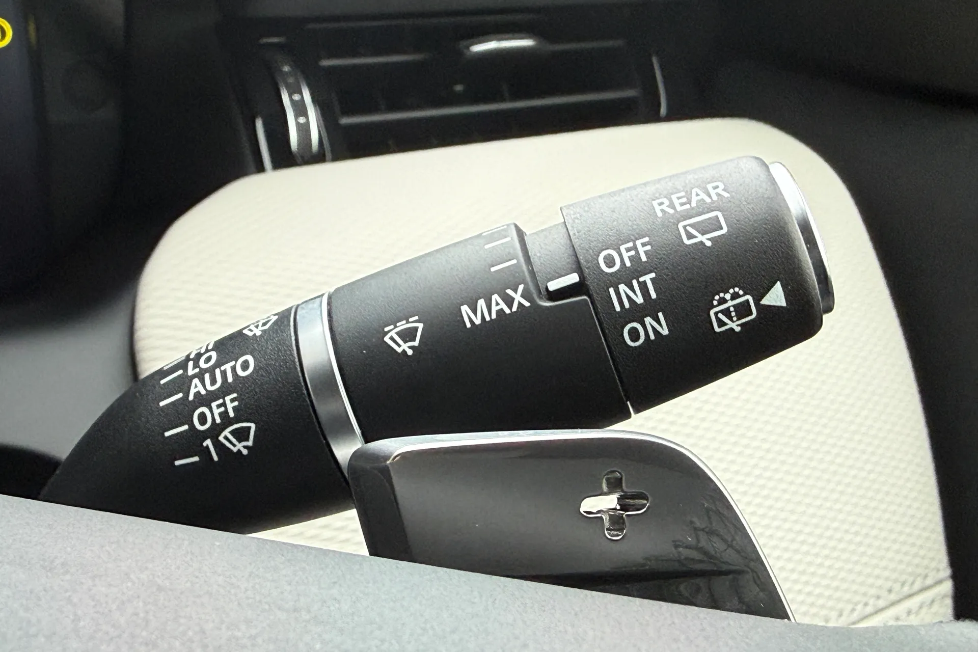 LAND ROVER DISCOVERY SPORT thumbnail image number 59