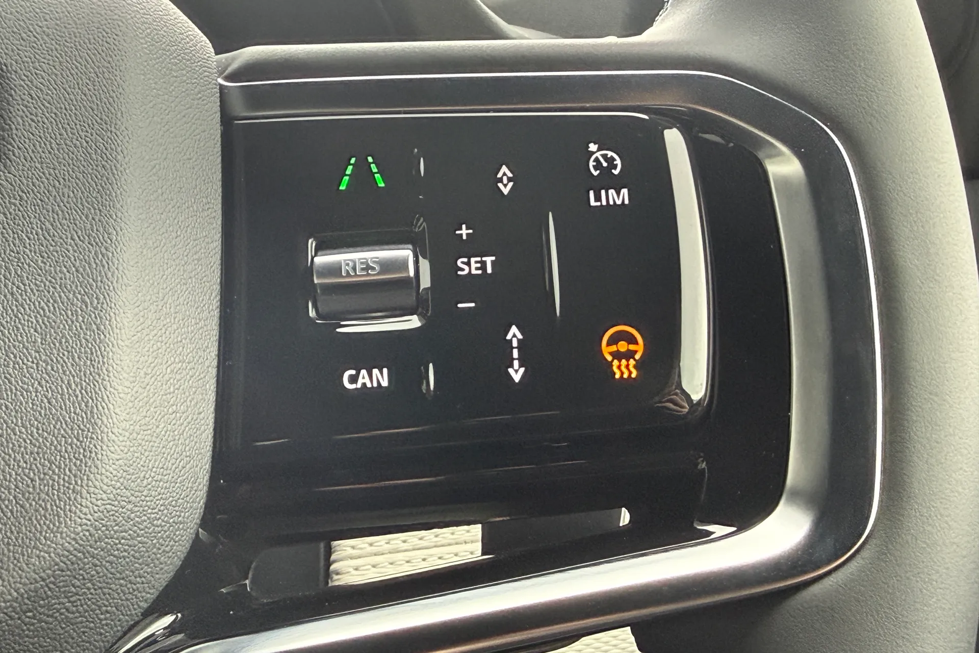 LAND ROVER DISCOVERY SPORT thumbnail image number 51