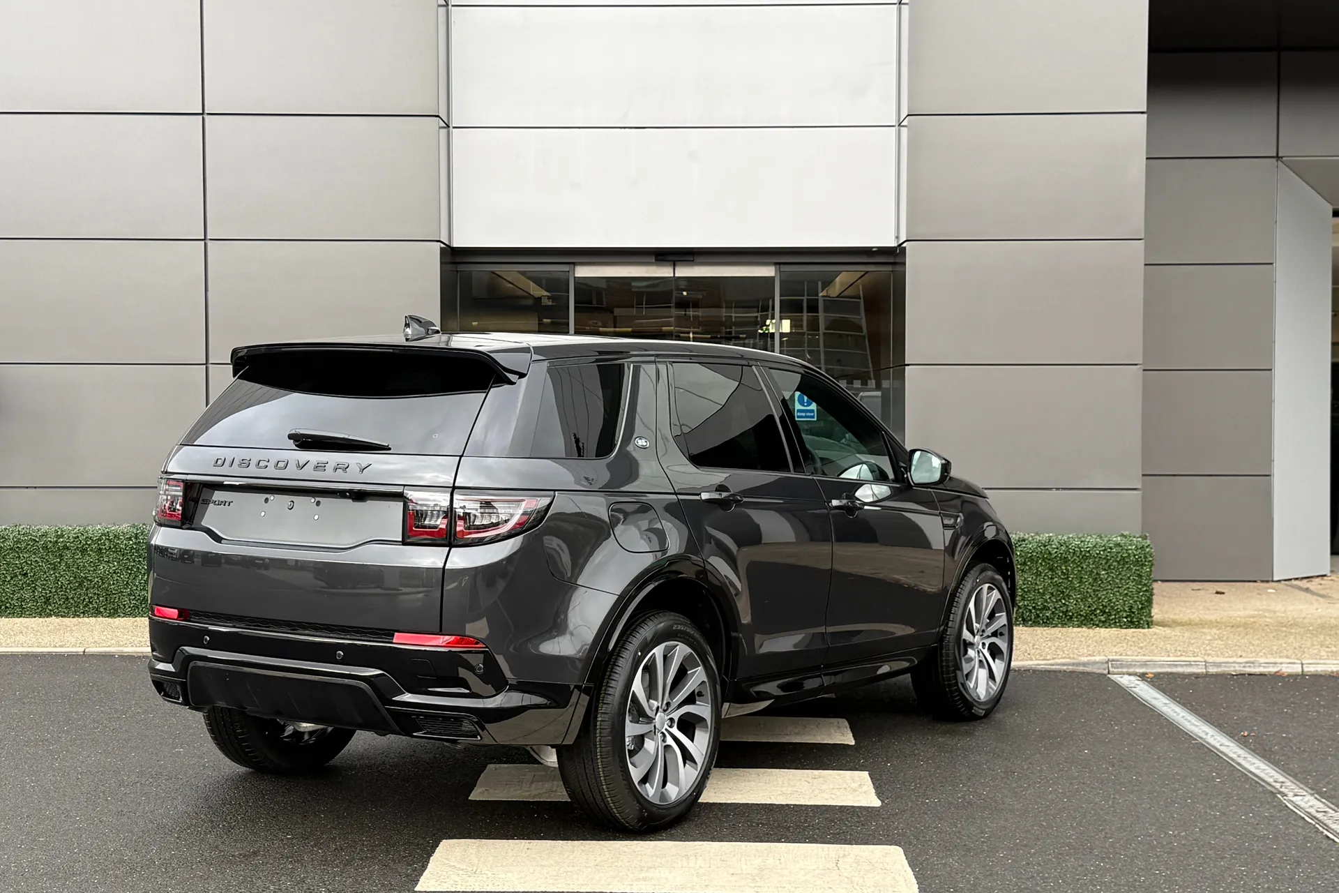 LAND ROVER DISCOVERY SPORT thumbnail image number 11