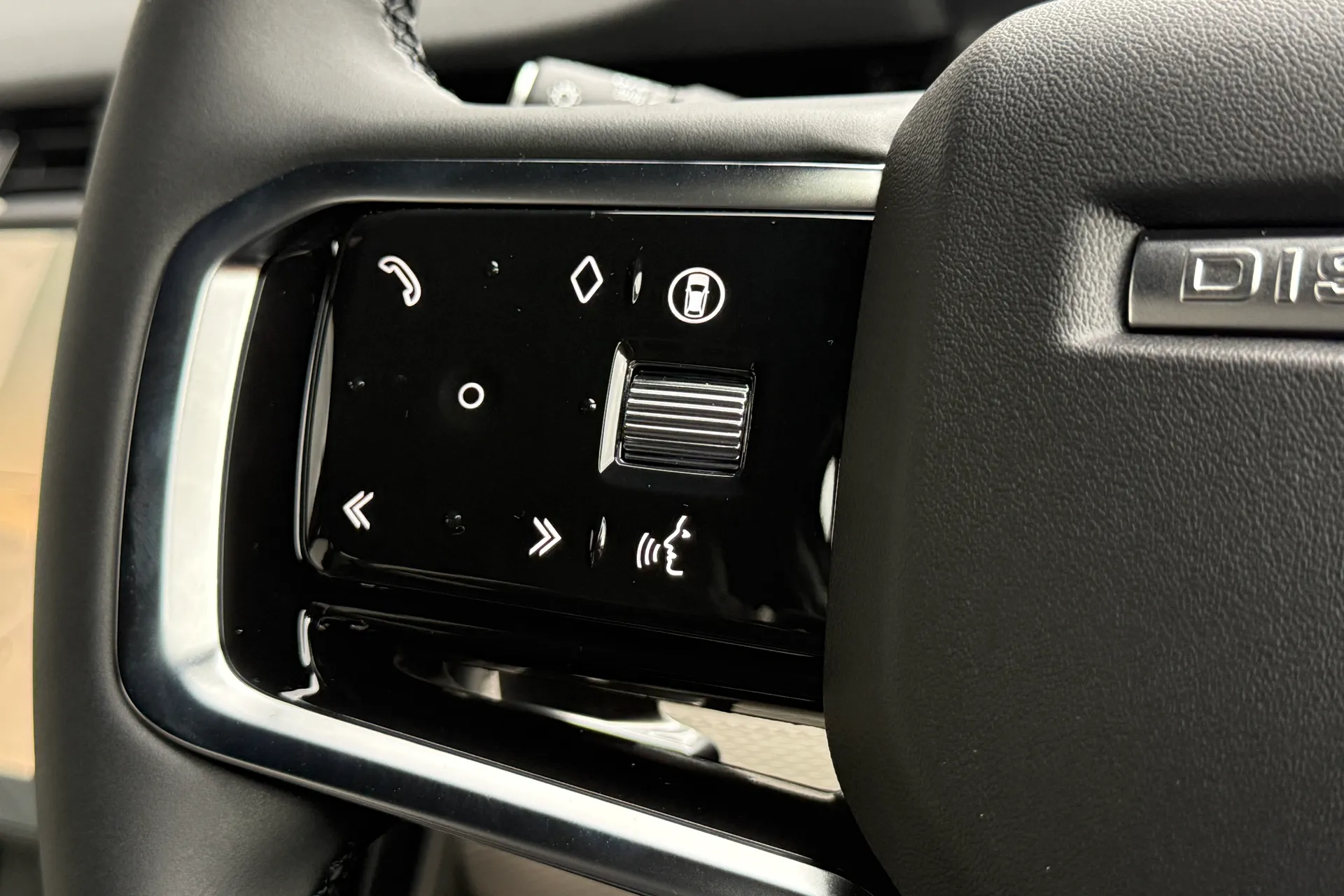 LAND ROVER DISCOVERY SPORT thumbnail image number 50