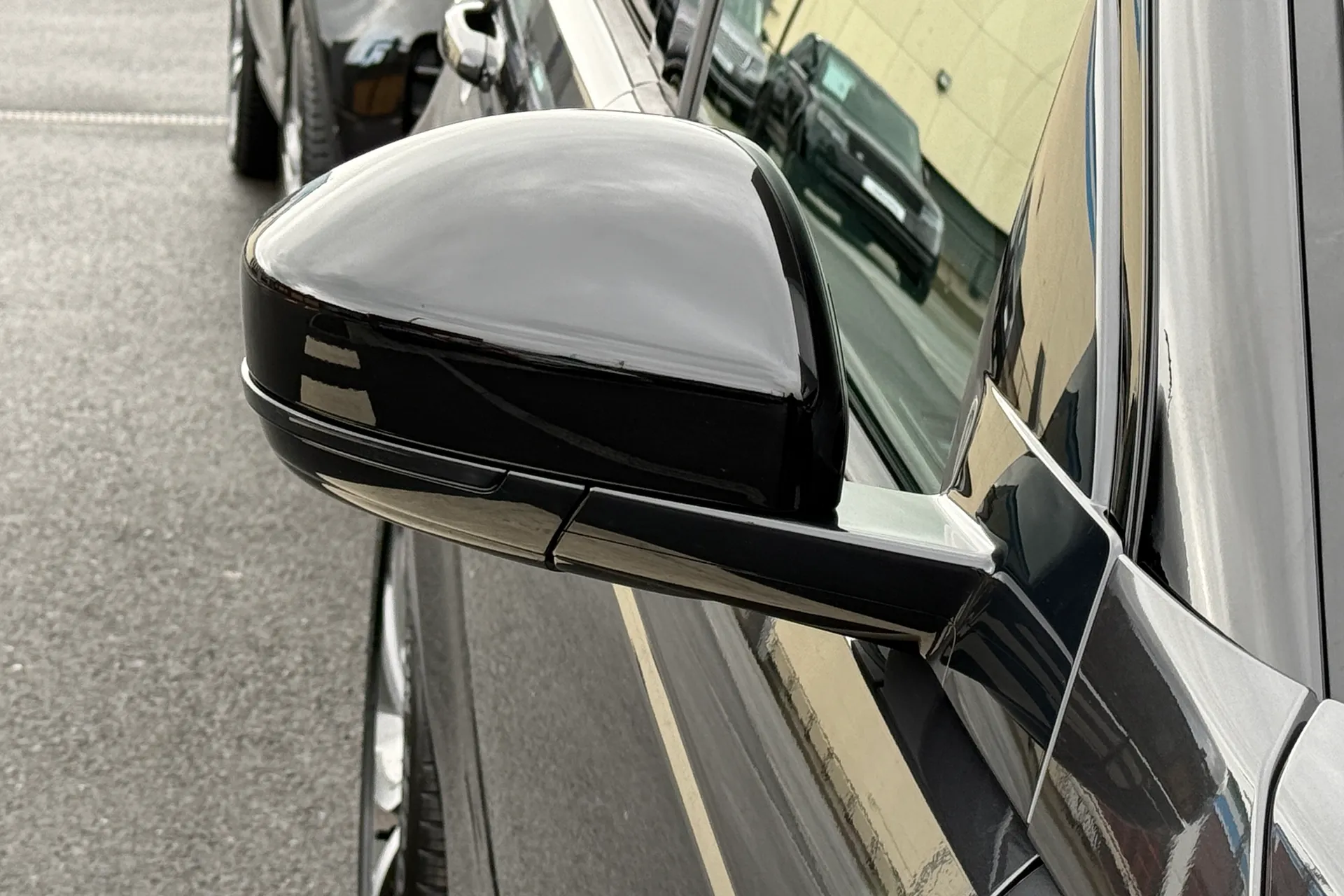 LAND ROVER DISCOVERY SPORT thumbnail image number 28