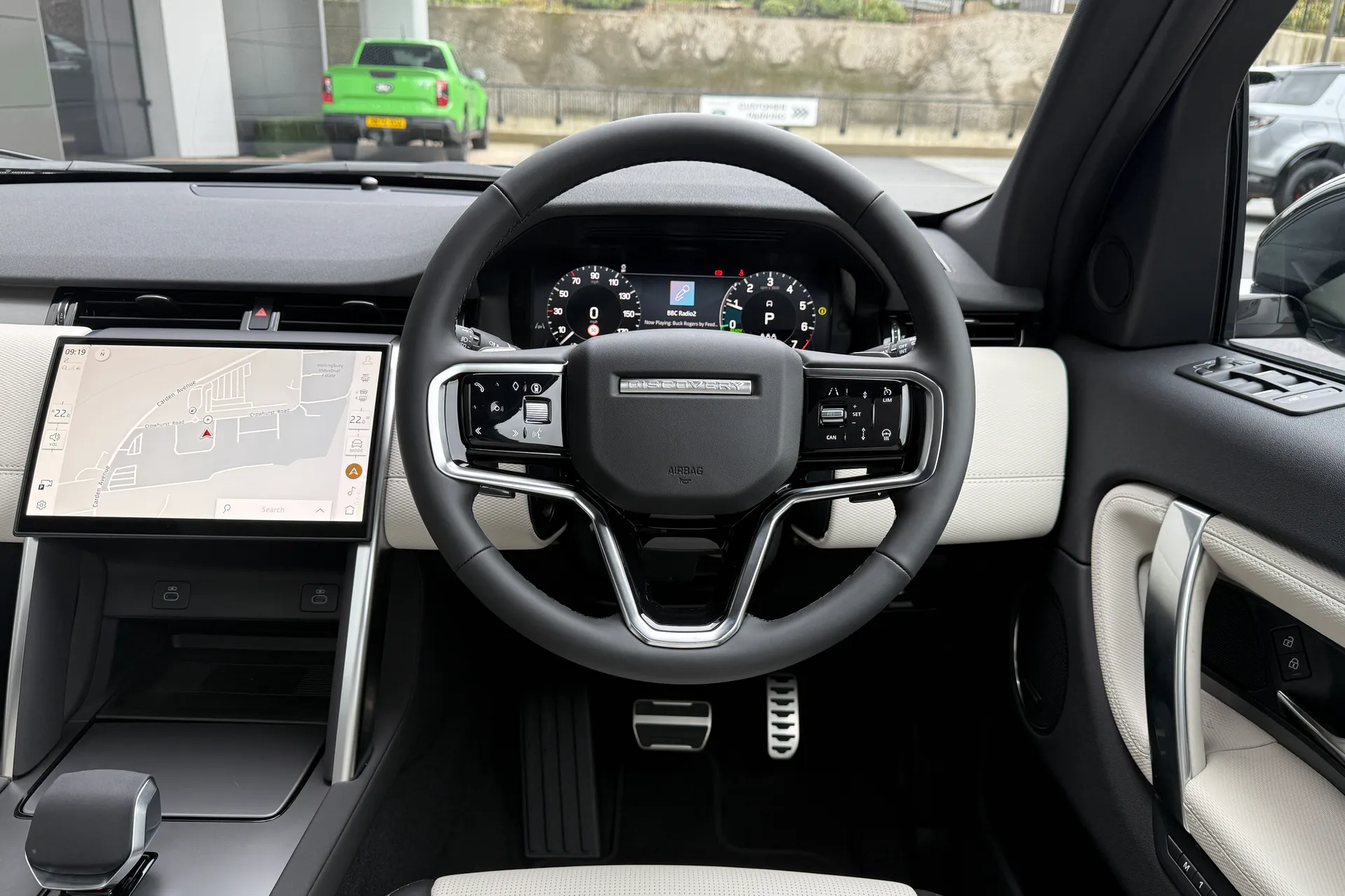 LAND ROVER DISCOVERY SPORT thumbnail image number 48