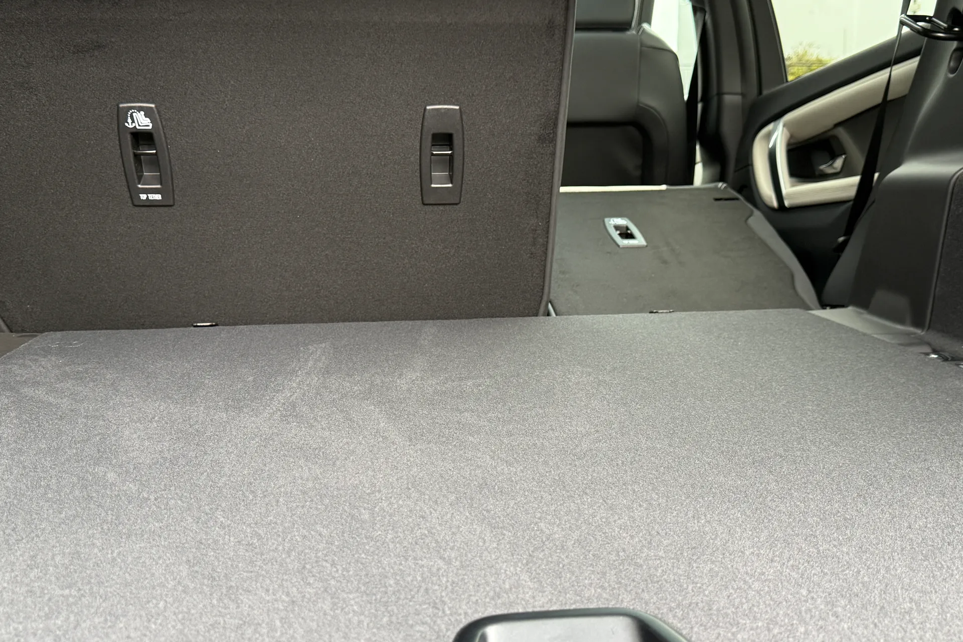 LAND ROVER DISCOVERY SPORT thumbnail image number 55