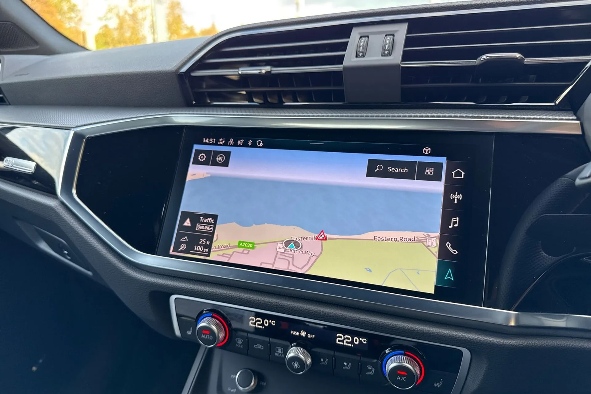 Audi Q3 thumbnail image number 40