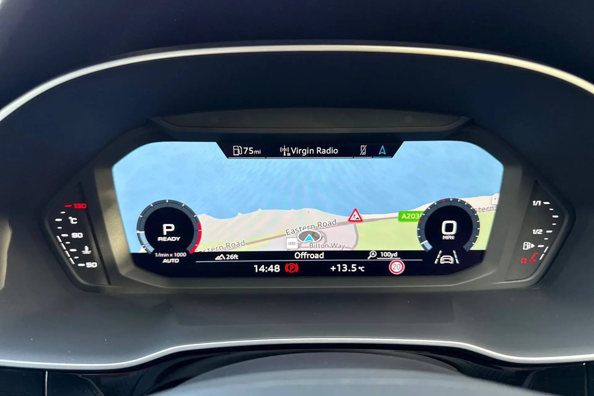 Audi Q3 thumbnail image number 4