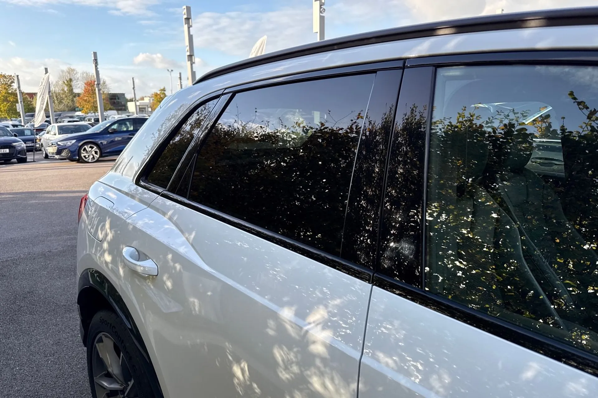 Audi Q3 thumbnail image number 15