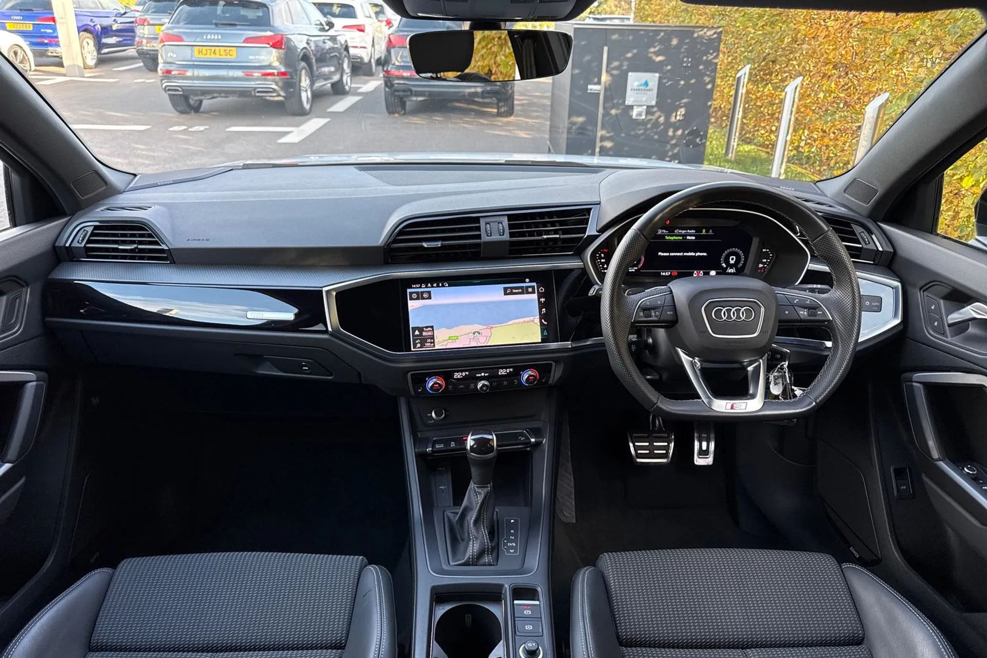 Audi Q3 thumbnail image number 3