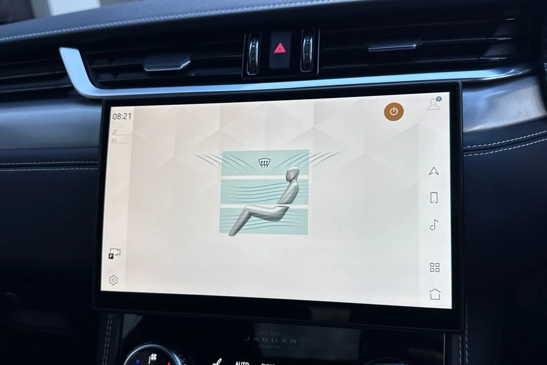 Jaguar F-PACE thumbnail image number 64