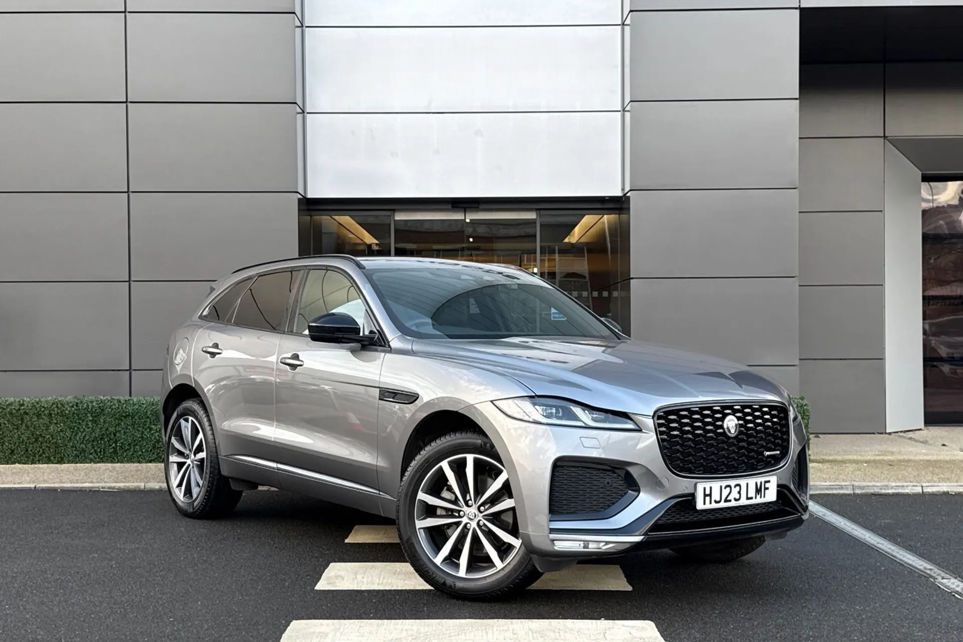 Jaguar F-PACE focused image