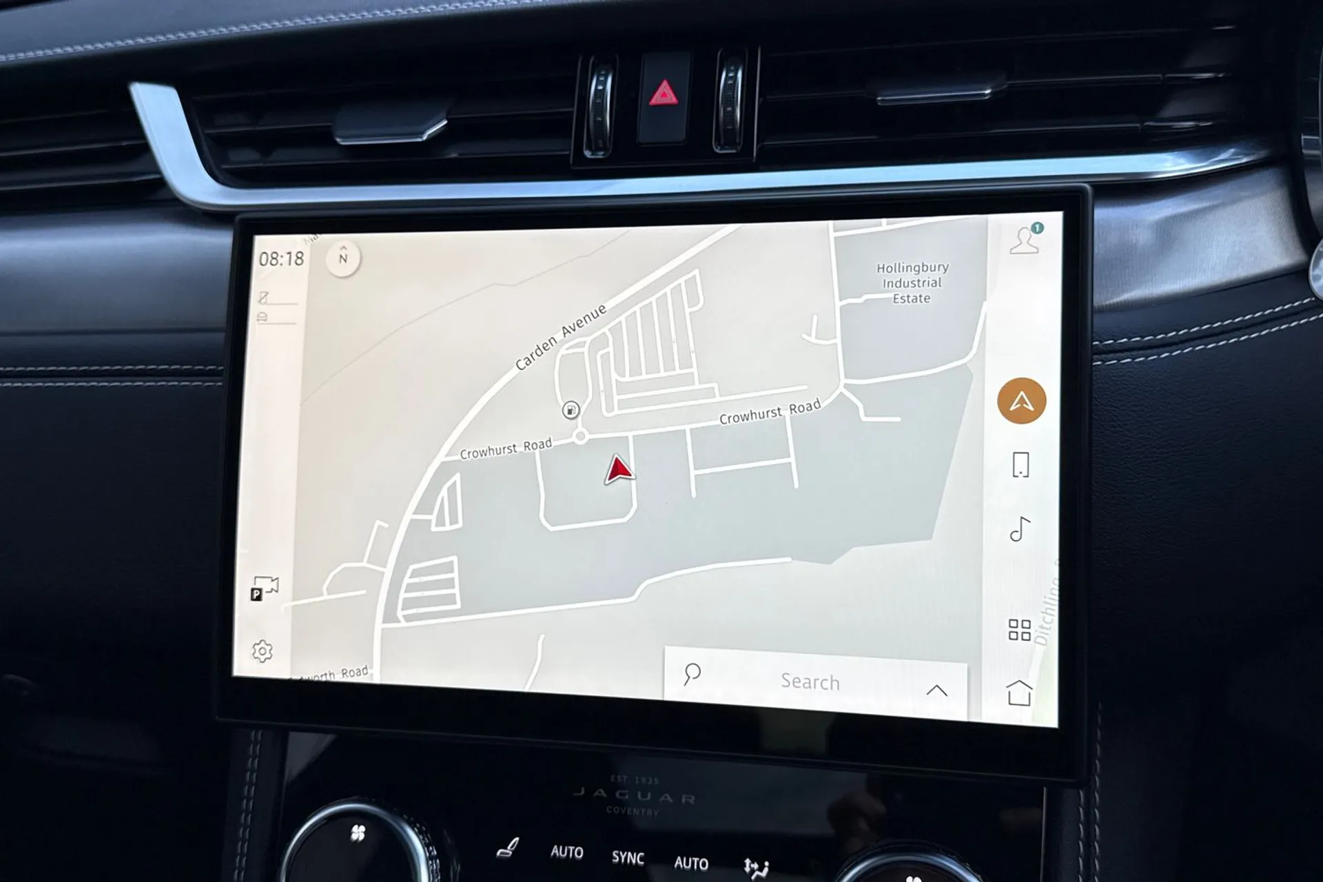 Jaguar F-PACE thumbnail image number 6