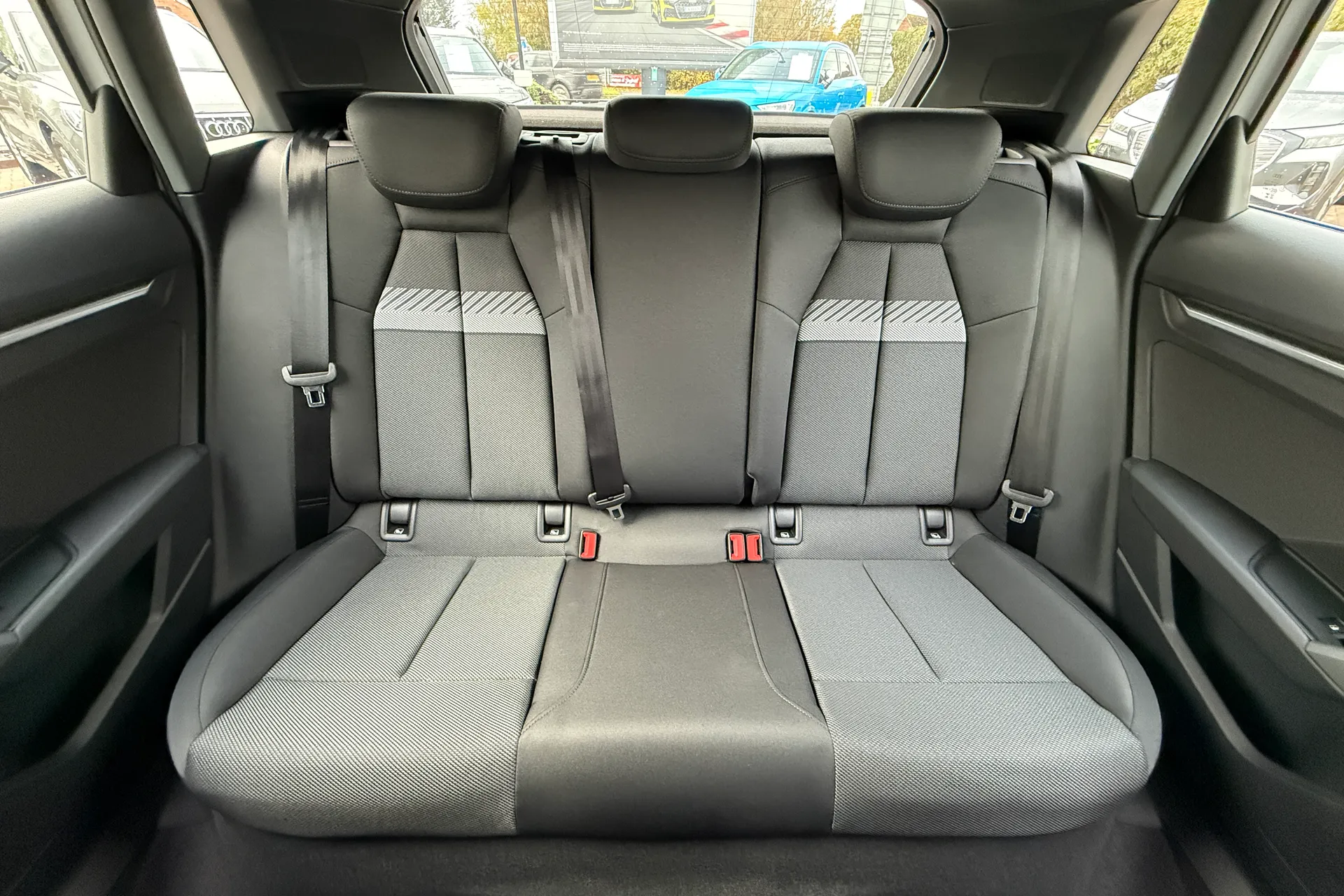 Audi A3 thumbnail image number 35