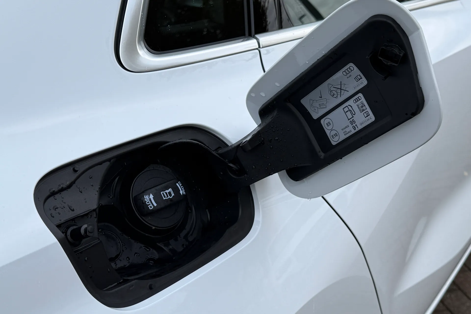 Audi A3 thumbnail image number 48