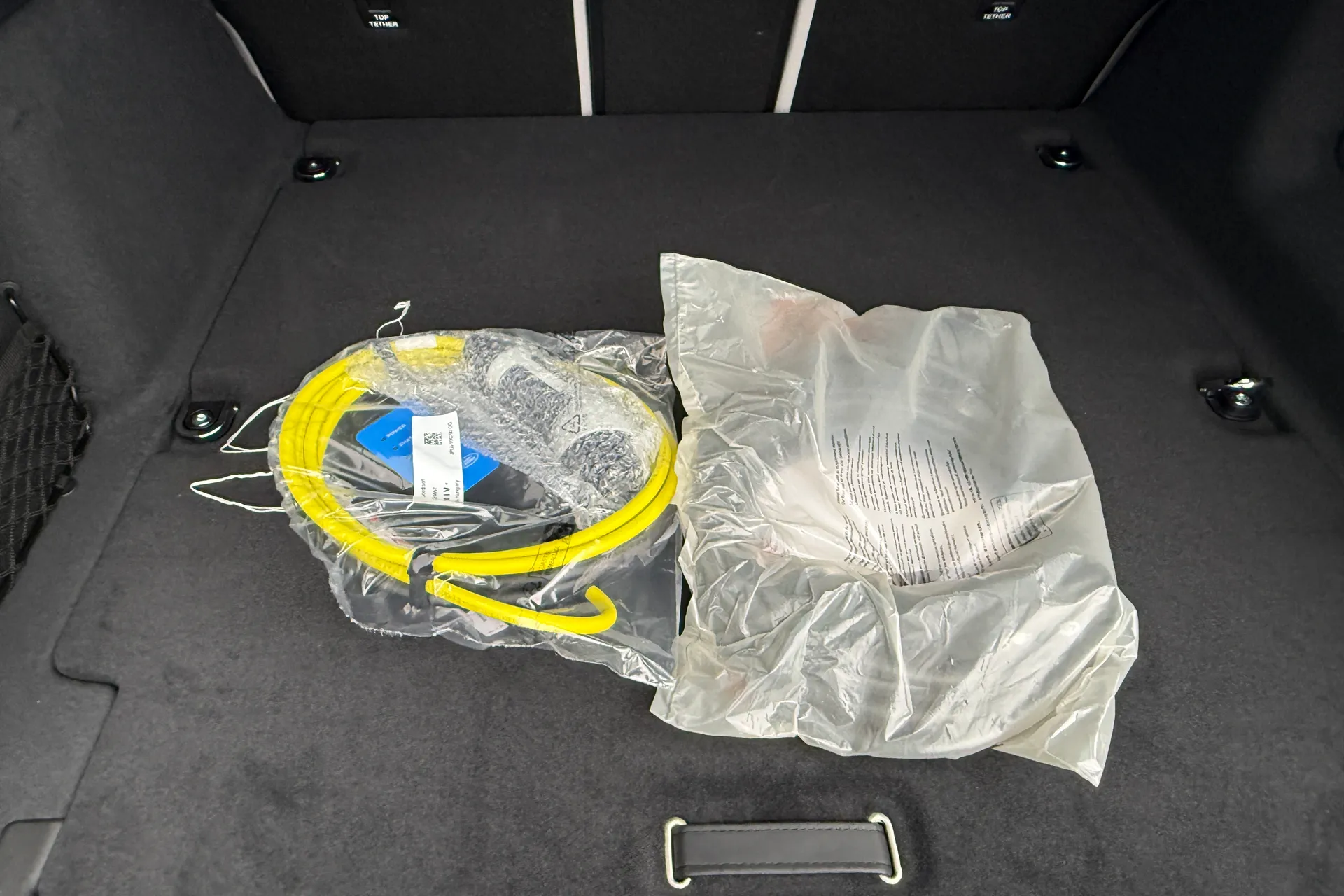 LAND ROVER RANGE ROVER VELAR thumbnail image number 39