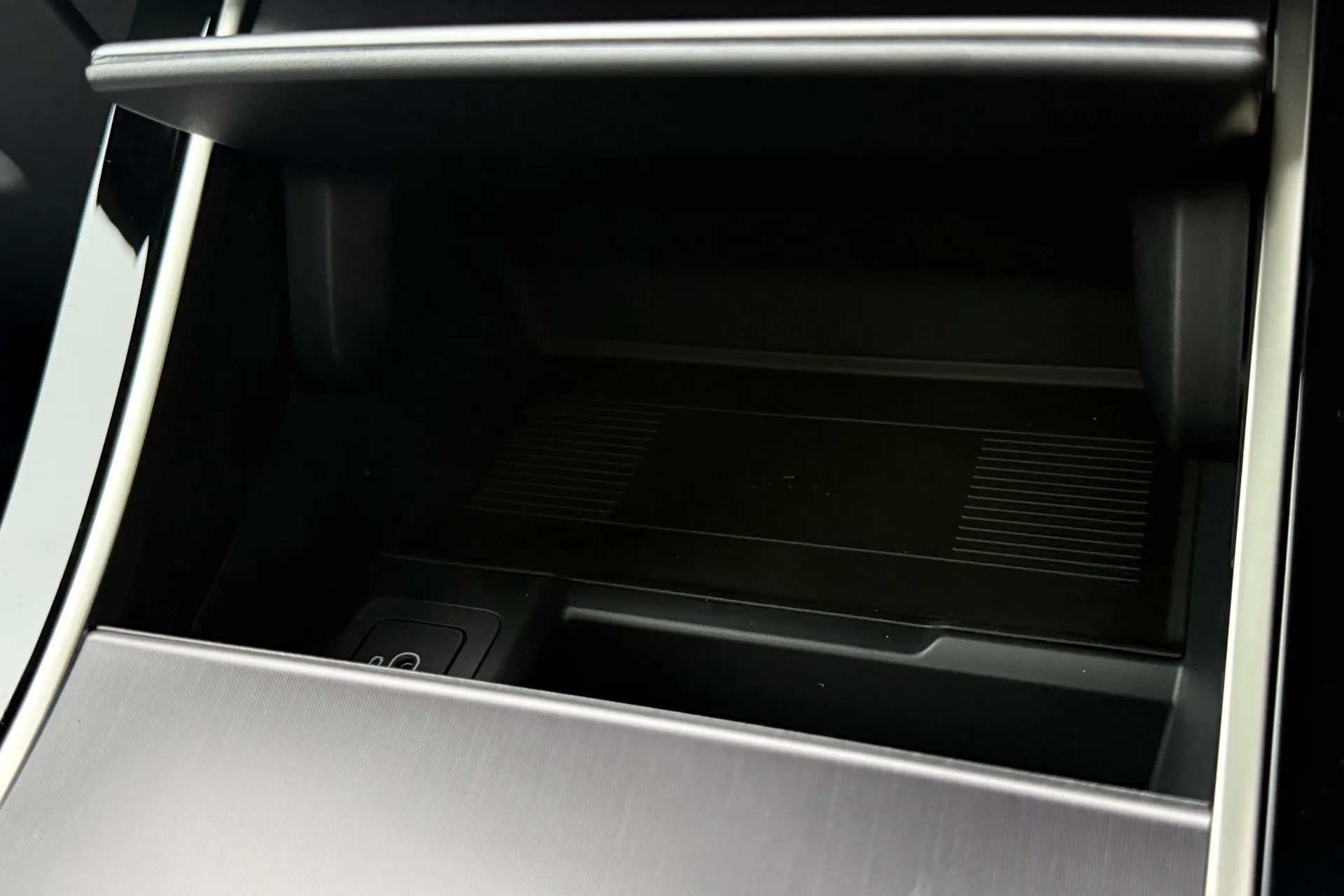 LAND ROVER RANGE ROVER VELAR thumbnail image number 56