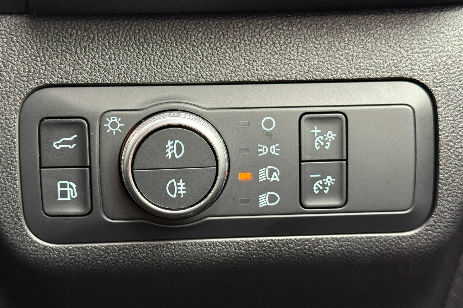 FORD KUGA thumbnail image number 24