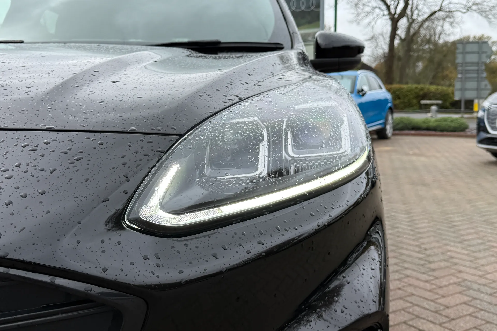 FORD KUGA thumbnail image number 56