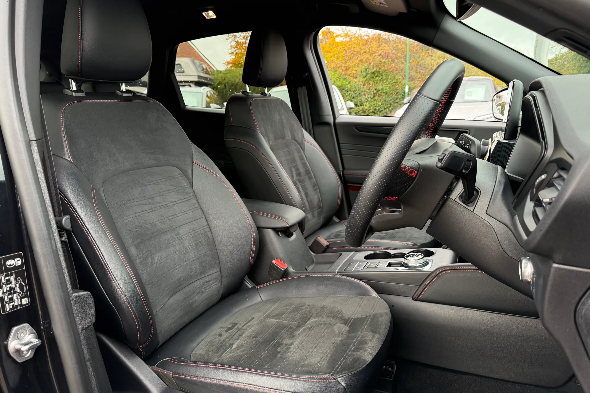 FORD KUGA thumbnail image number 28