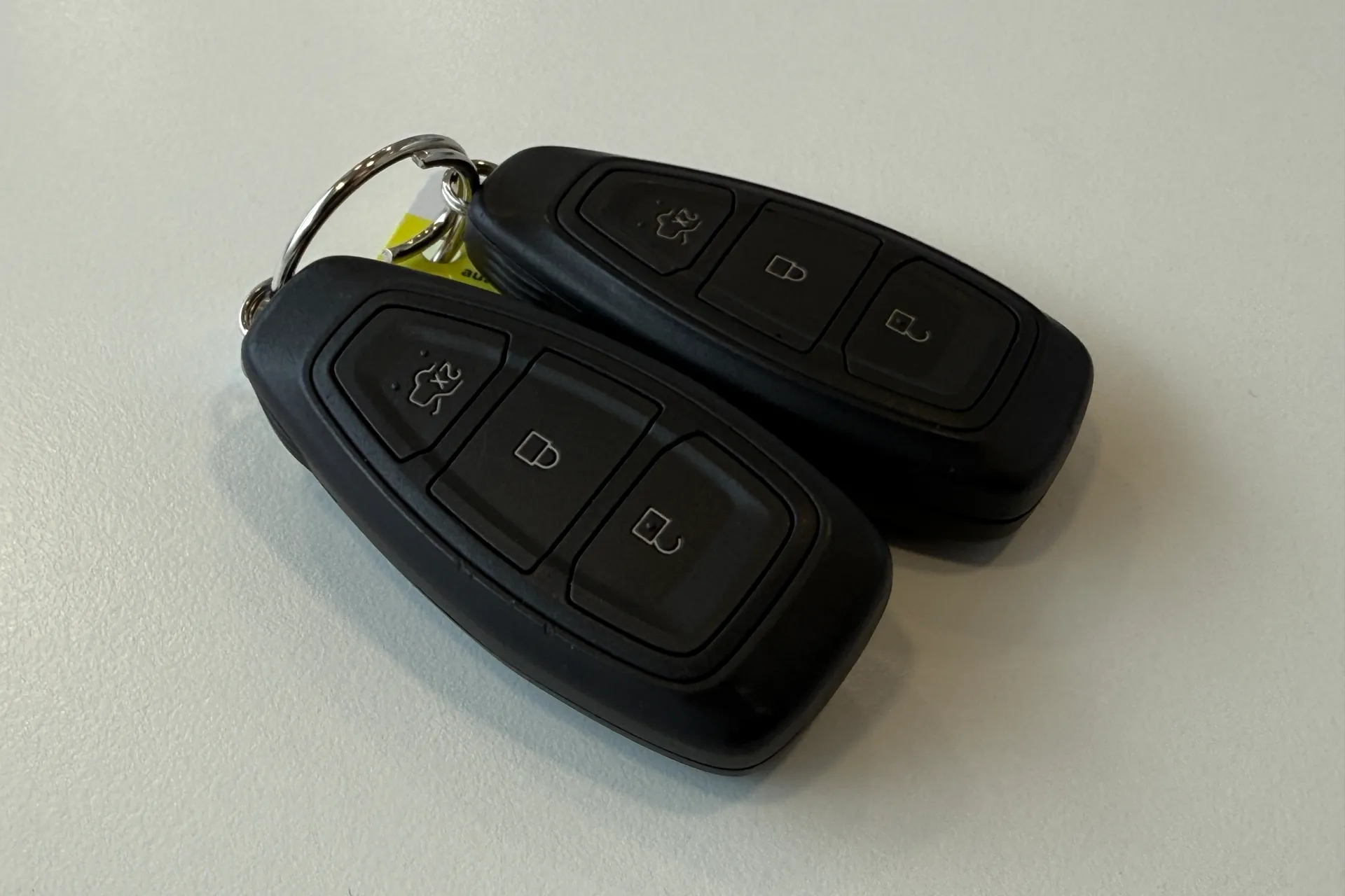 FORD KUGA thumbnail image number 7