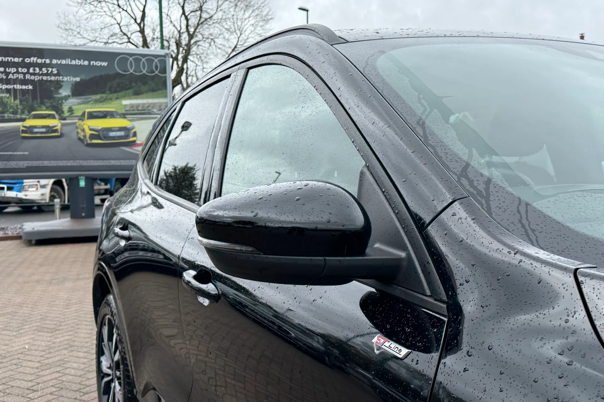 FORD KUGA thumbnail image number 50