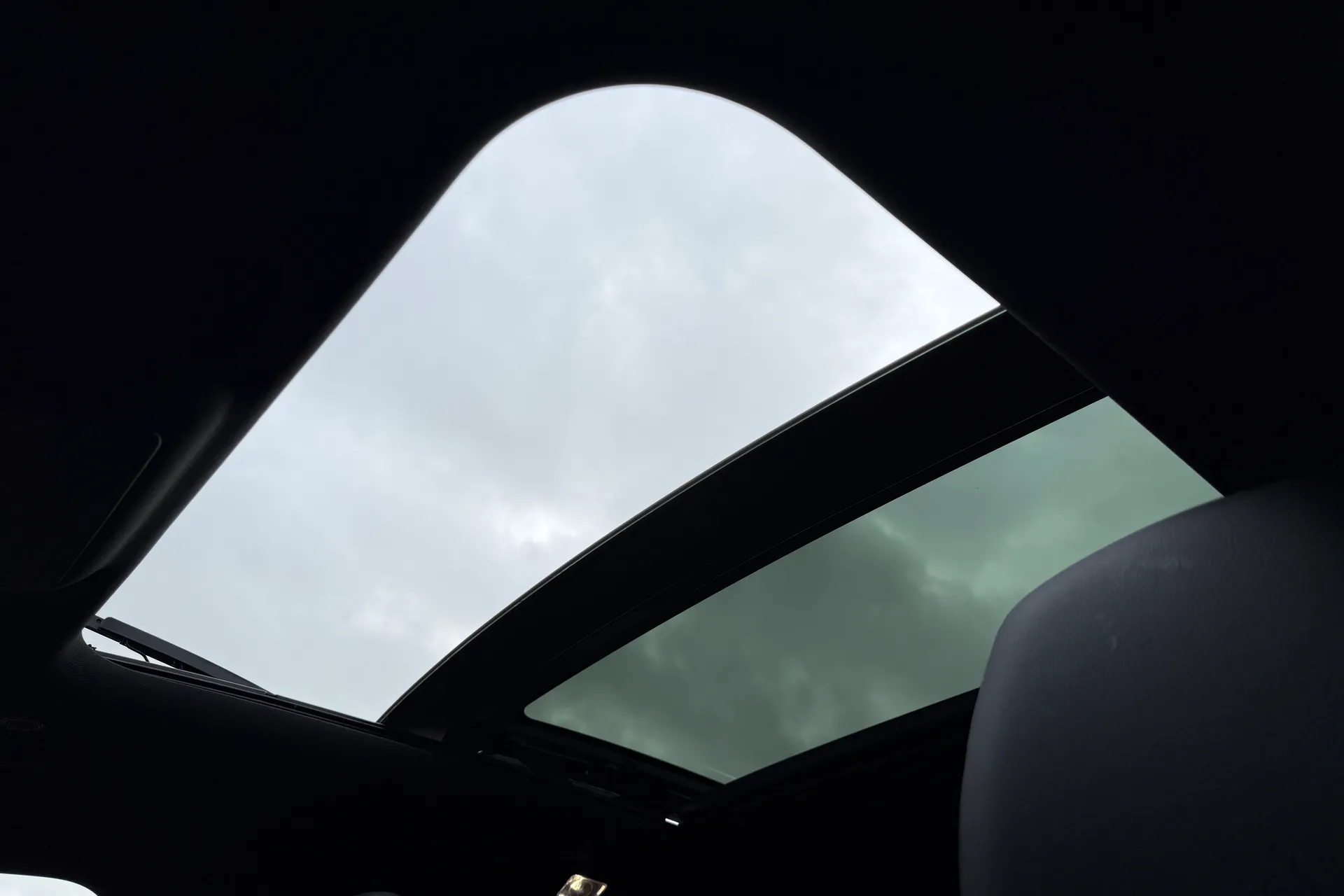 FORD KUGA thumbnail image number 37