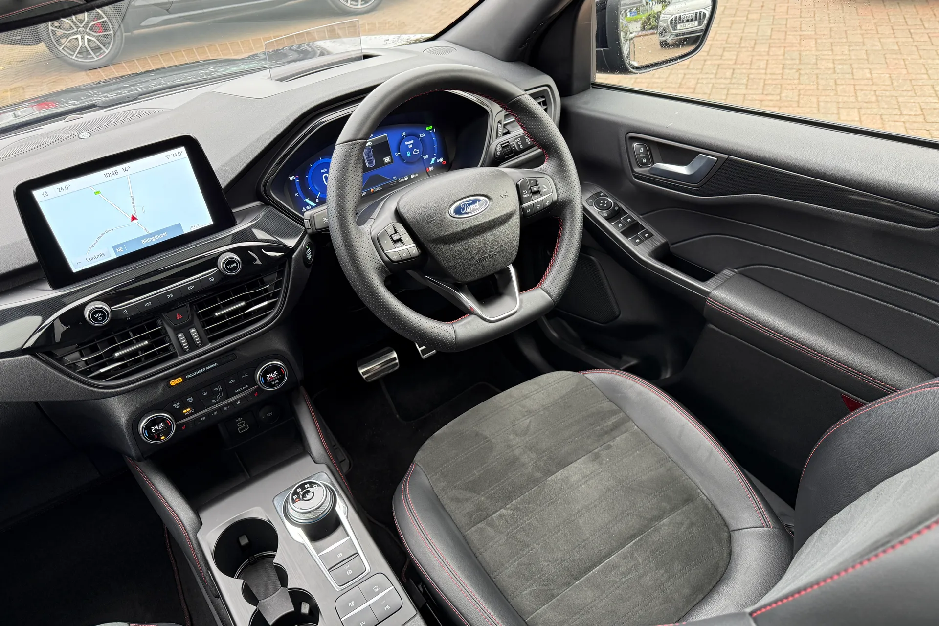 FORD KUGA thumbnail image number 45