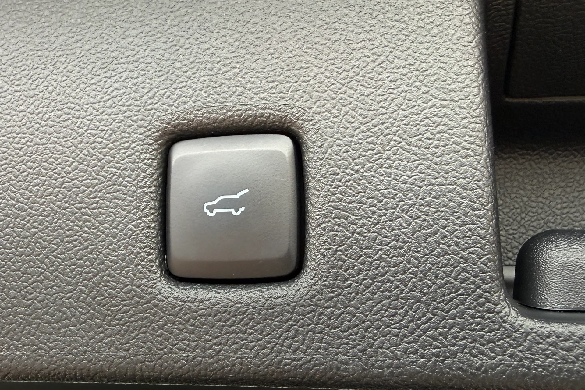 FORD KUGA thumbnail image number 40