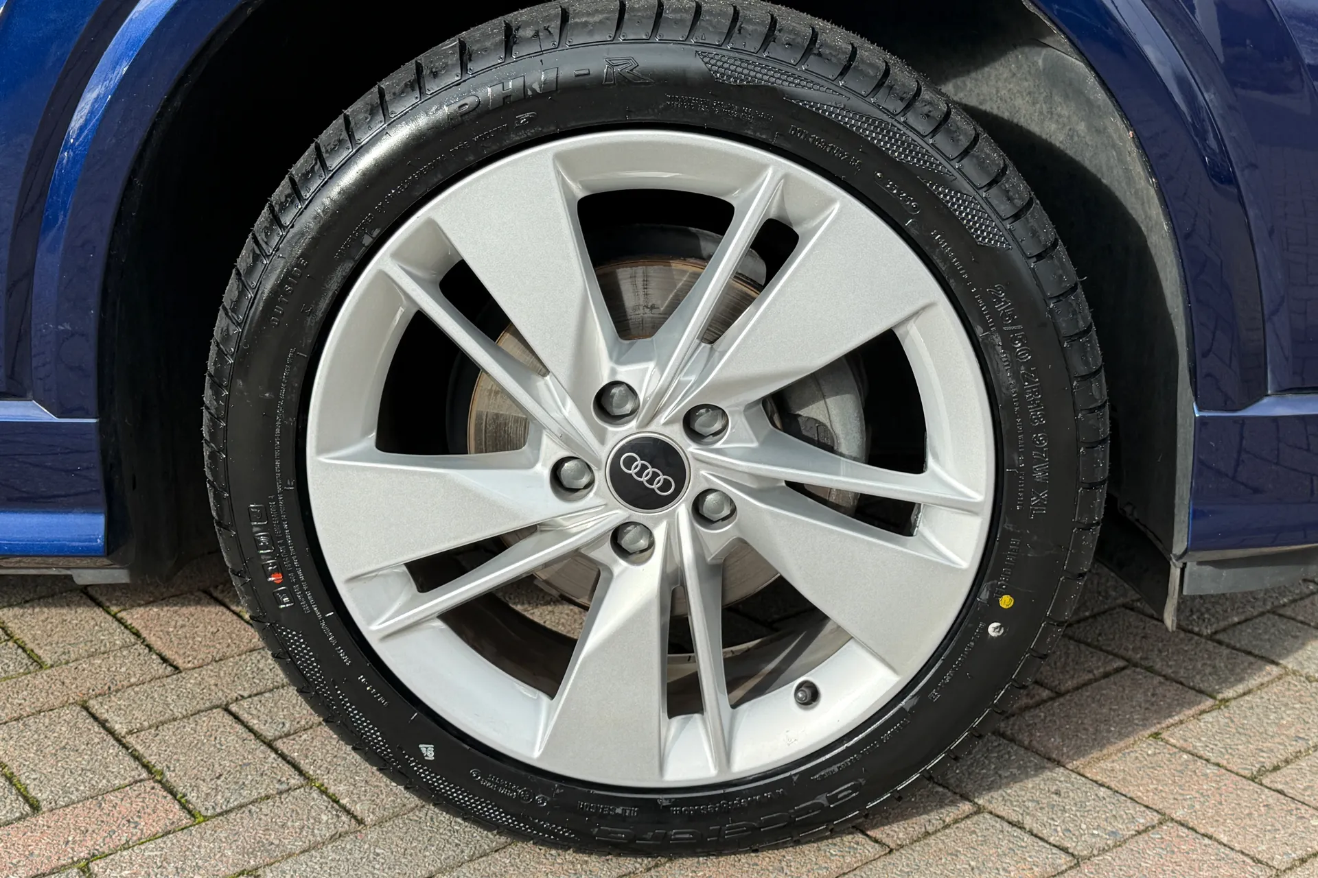 Audi Q2 thumbnail image number 42