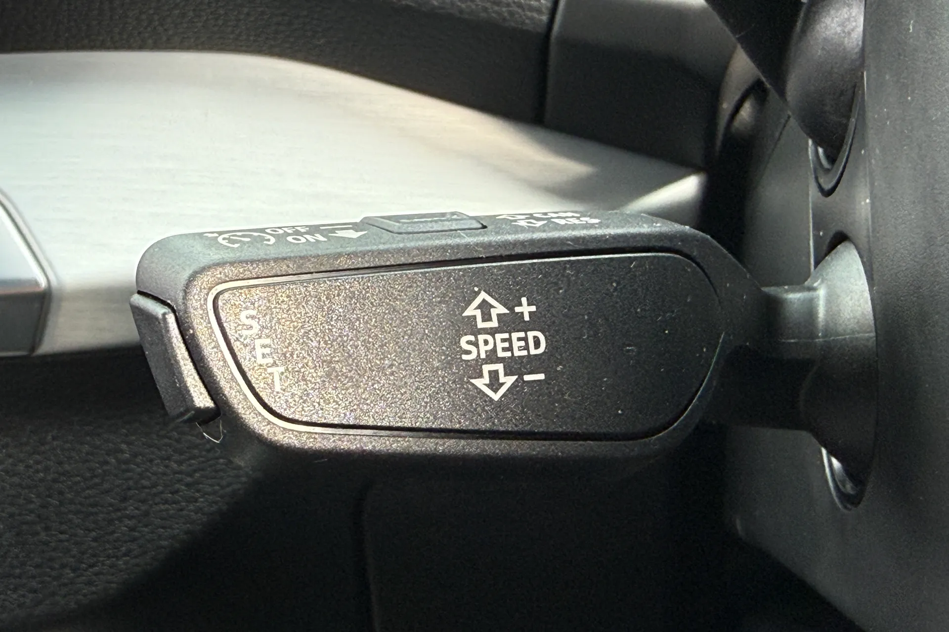 Audi Q2 thumbnail image number 16