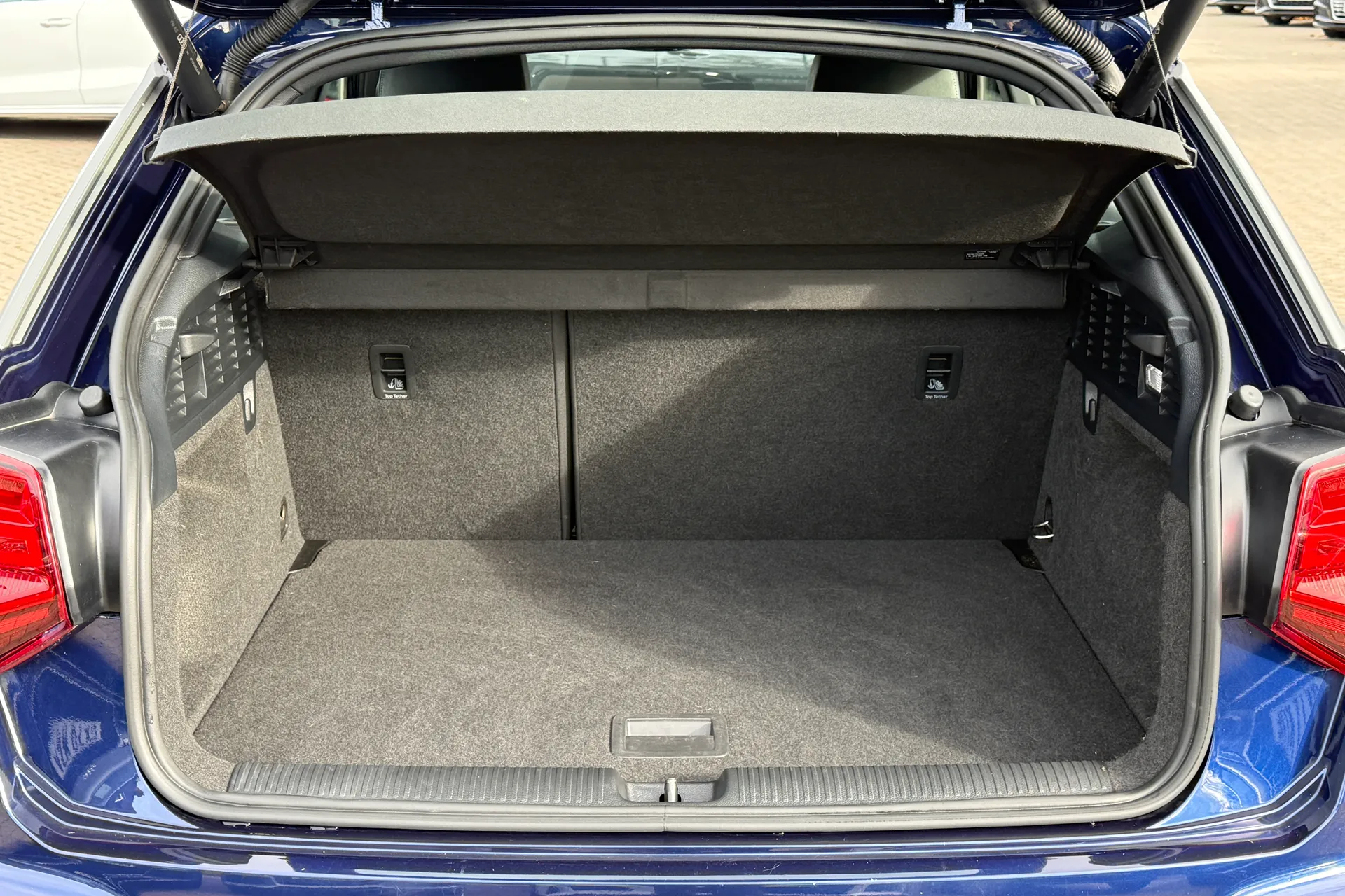 Audi Q2 thumbnail image number 31