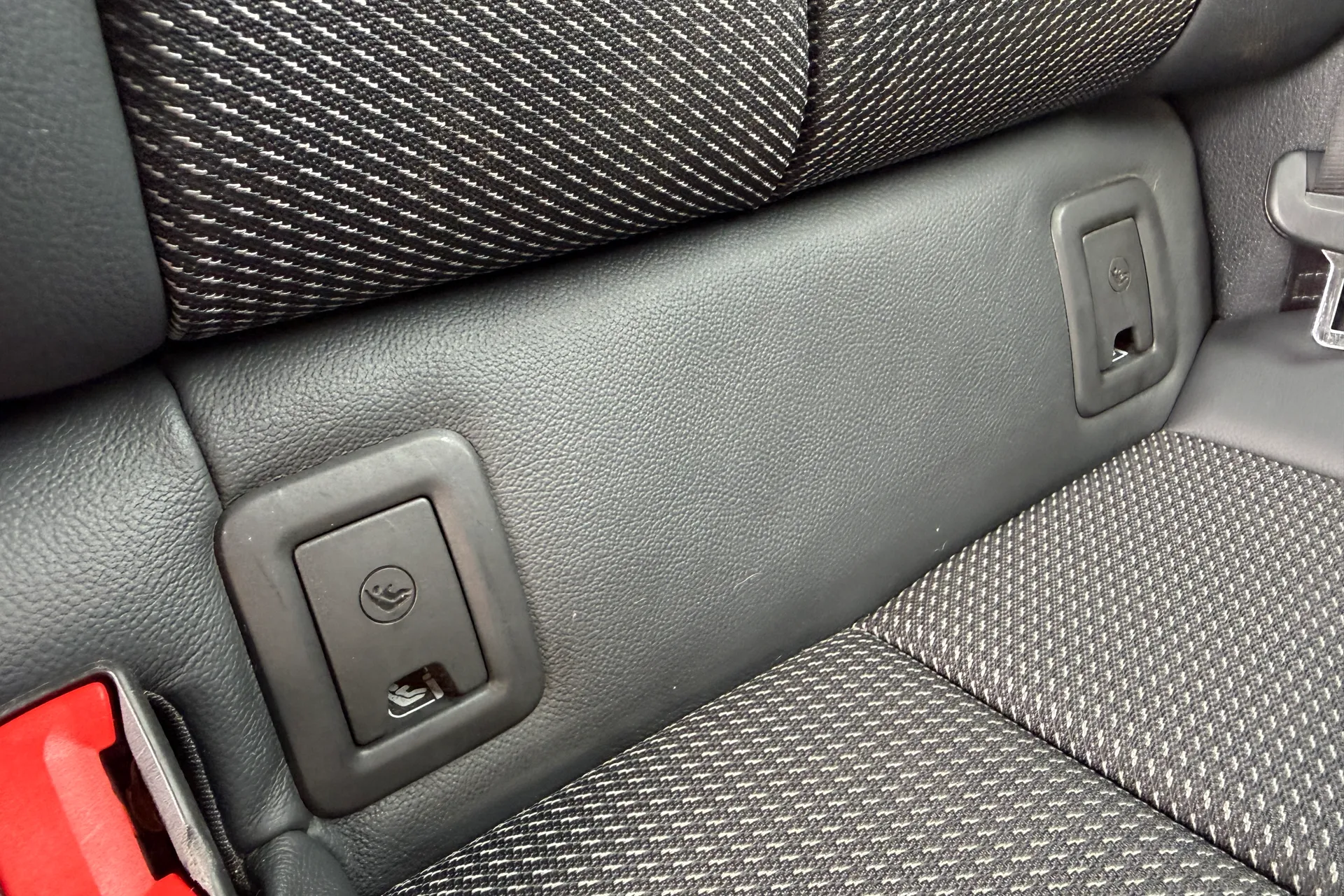 Audi Q2 thumbnail image number 40