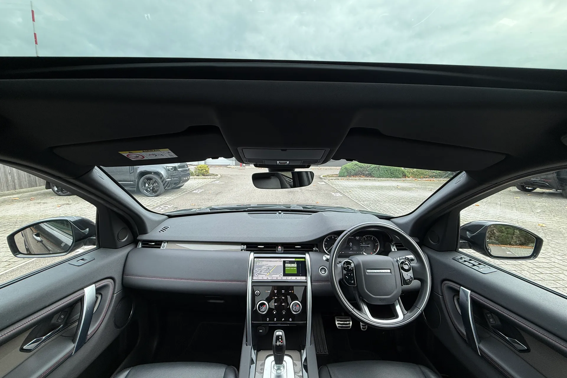 LAND ROVER DISCOVERY SPORT thumbnail image number 4