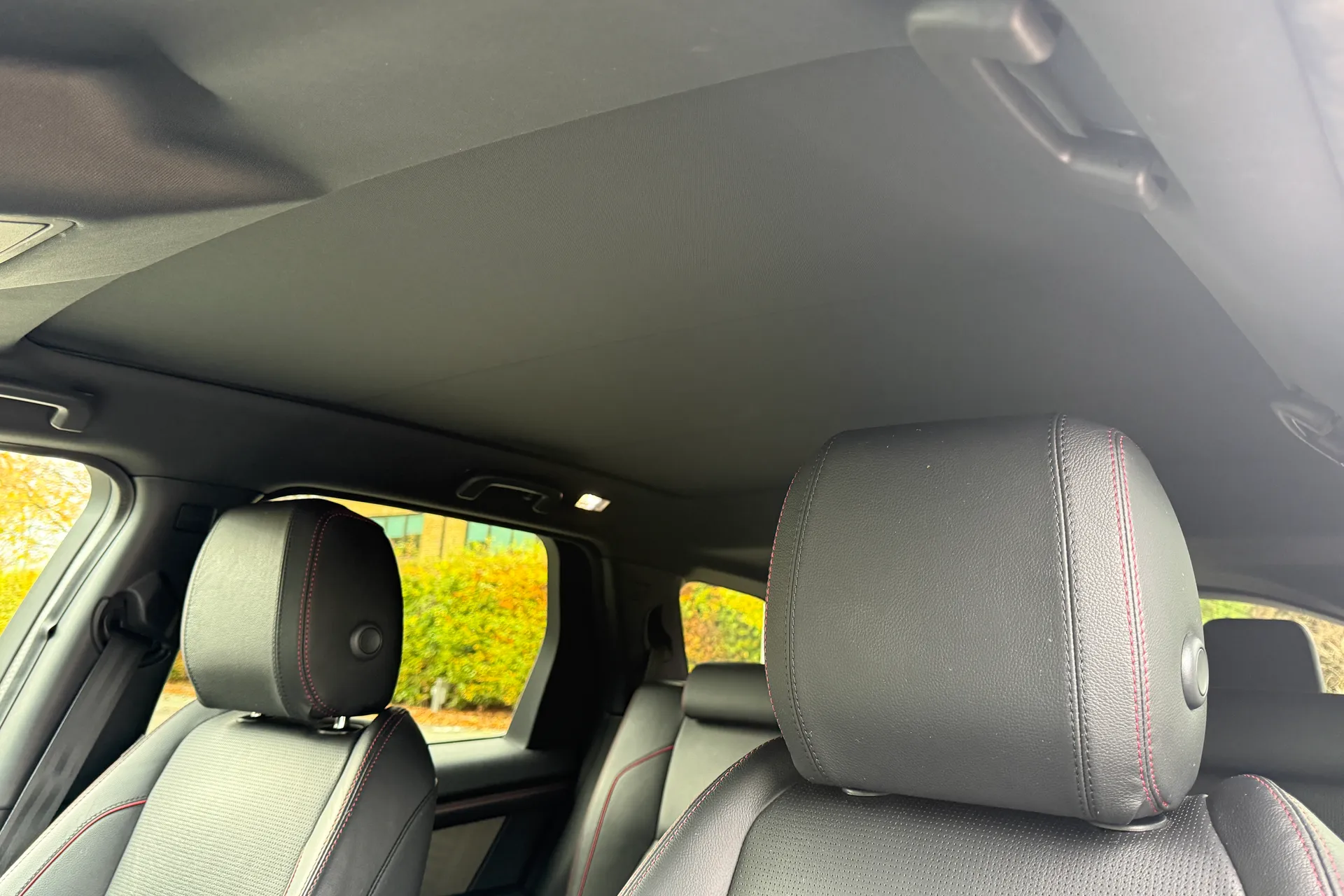 LAND ROVER DISCOVERY SPORT thumbnail image number 6