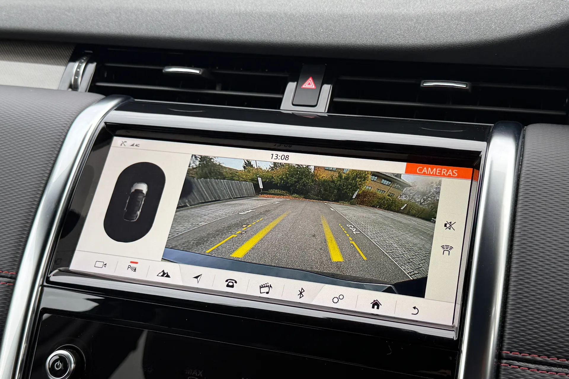 LAND ROVER DISCOVERY SPORT thumbnail image number 7