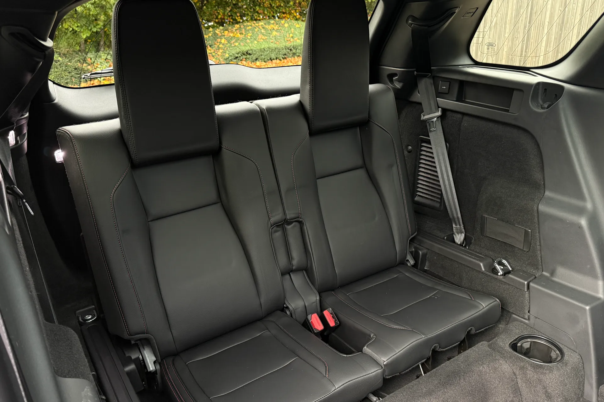 LAND ROVER DISCOVERY SPORT thumbnail image number 37