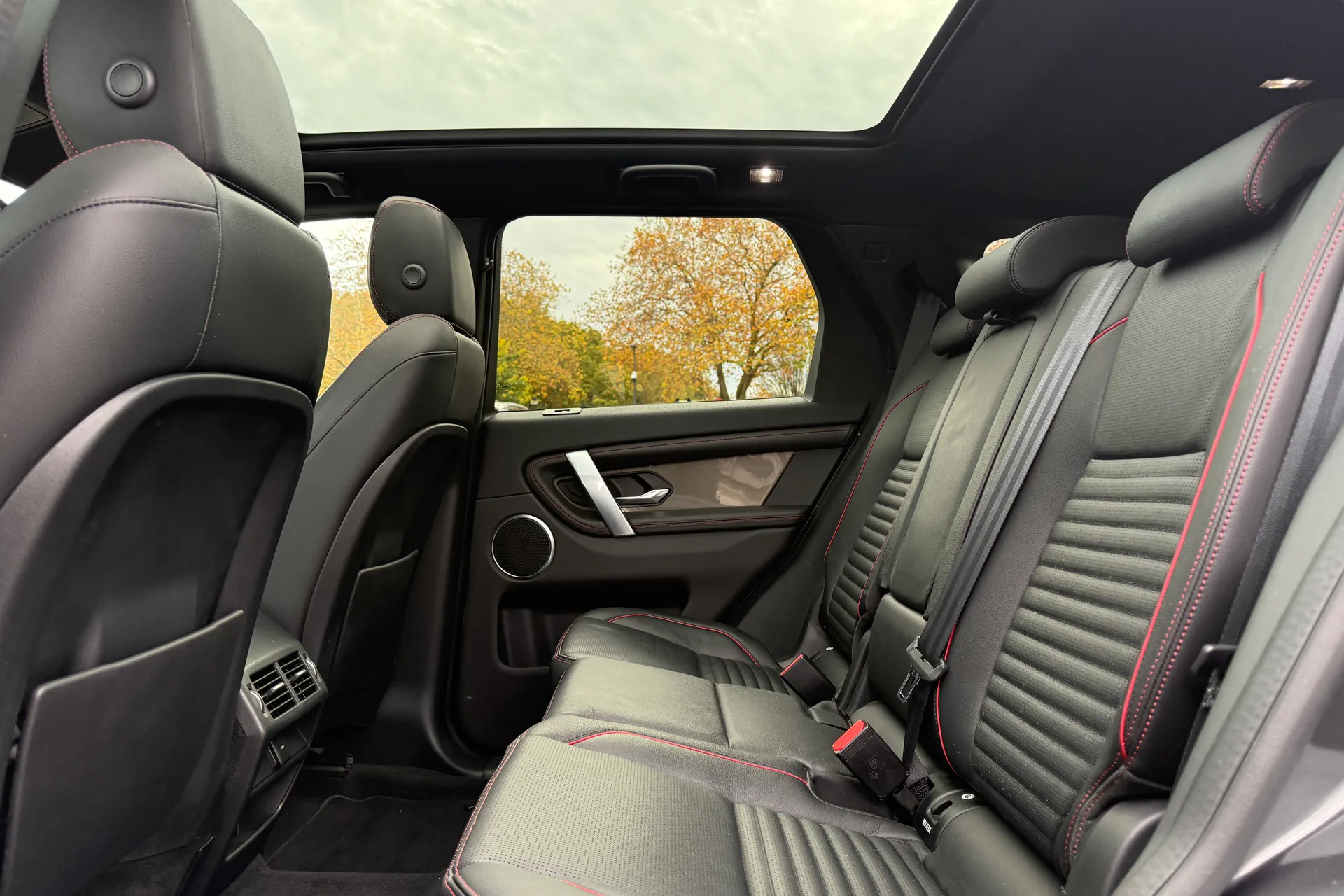 LAND ROVER DISCOVERY SPORT thumbnail image number 41