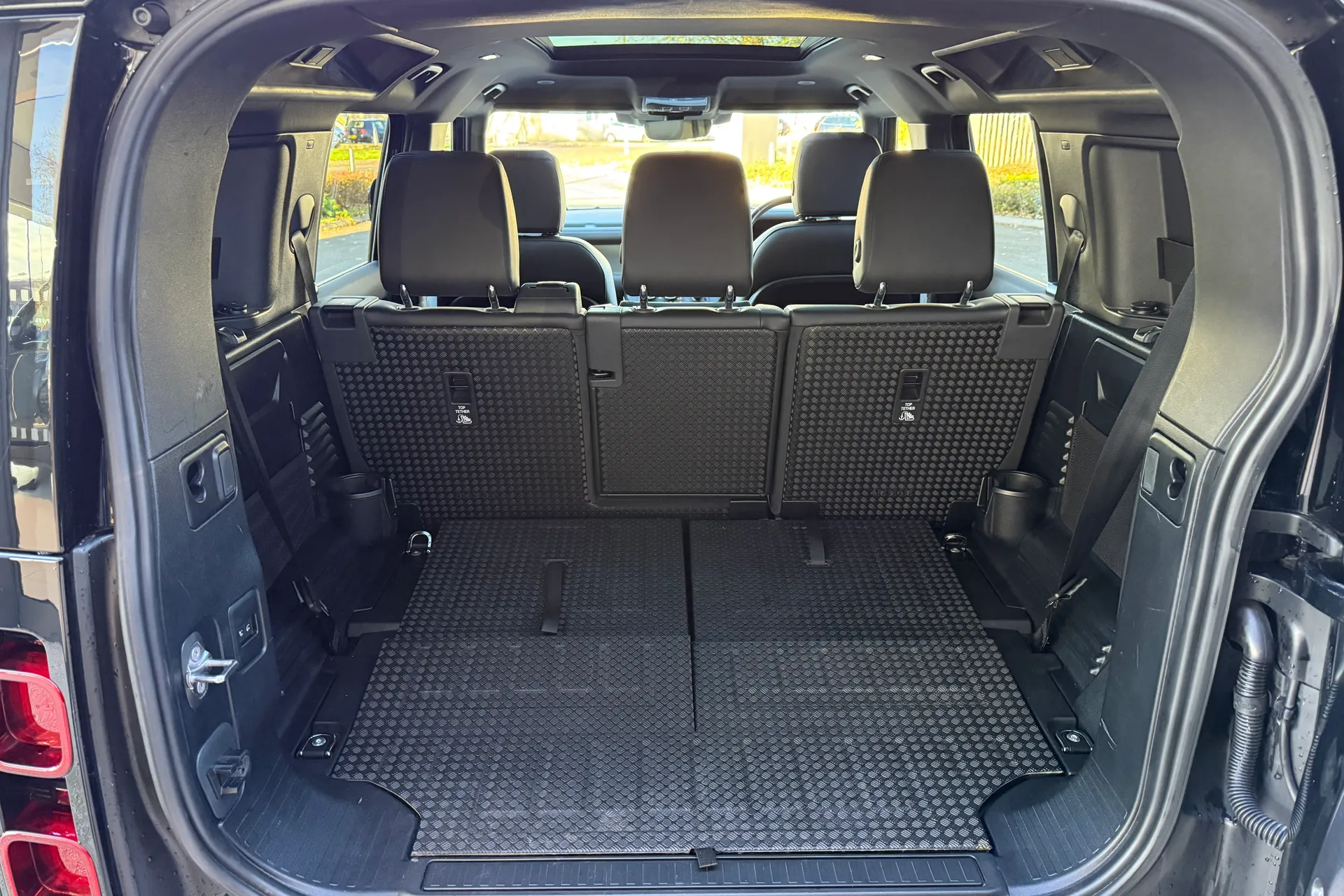 LAND ROVER DEFENDER thumbnail image number 42