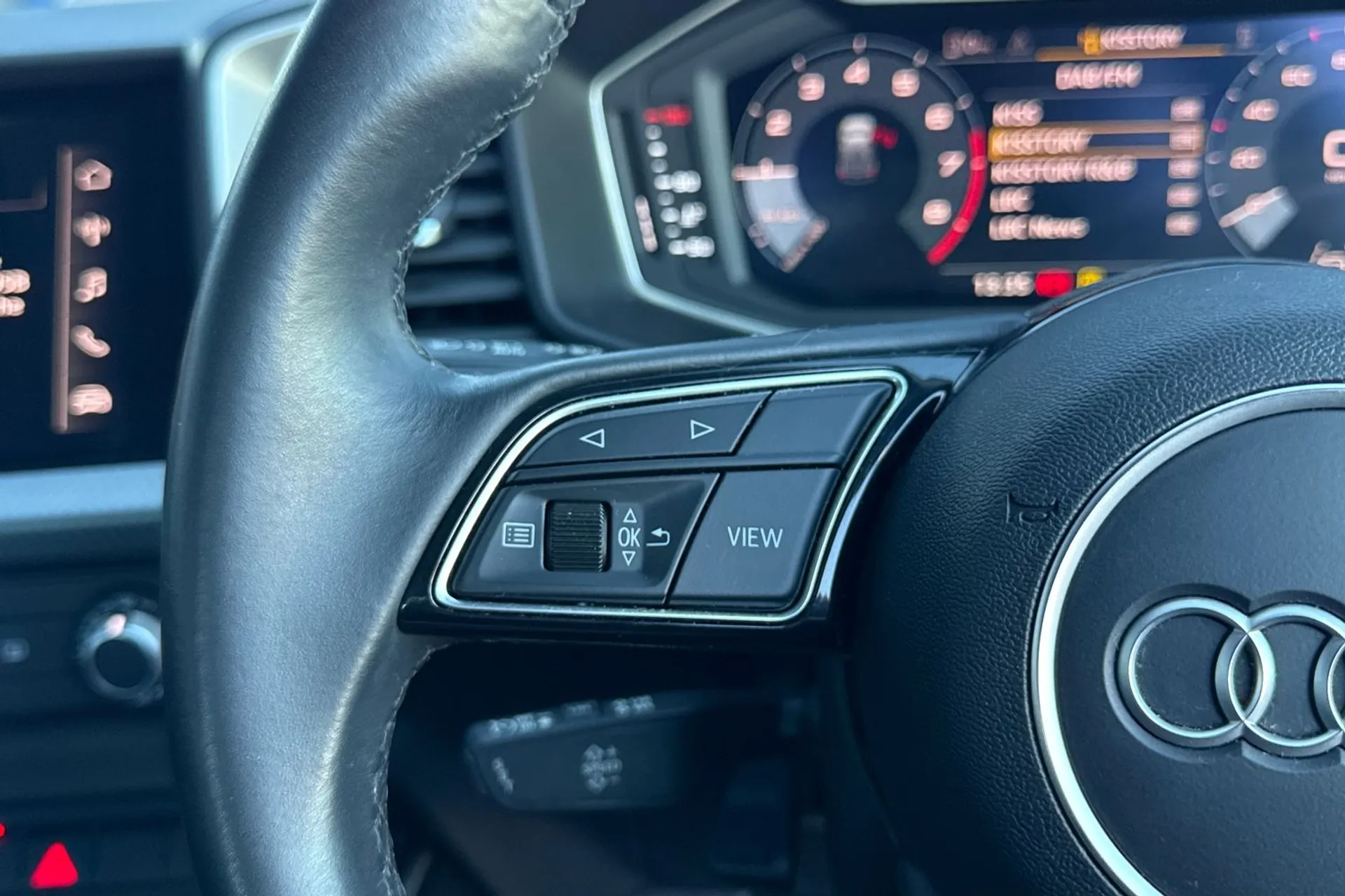 Audi A1 thumbnail image number 42