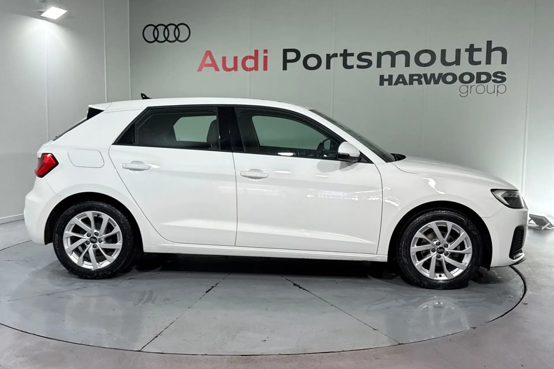 Audi A1 thumbnail image number 2