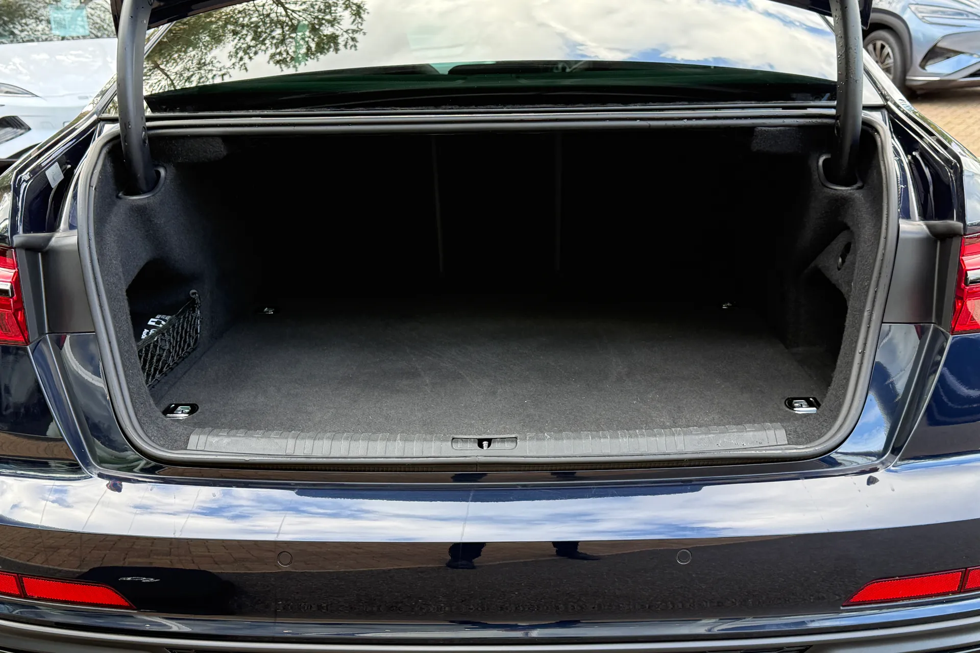 Audi A6 thumbnail image number 27