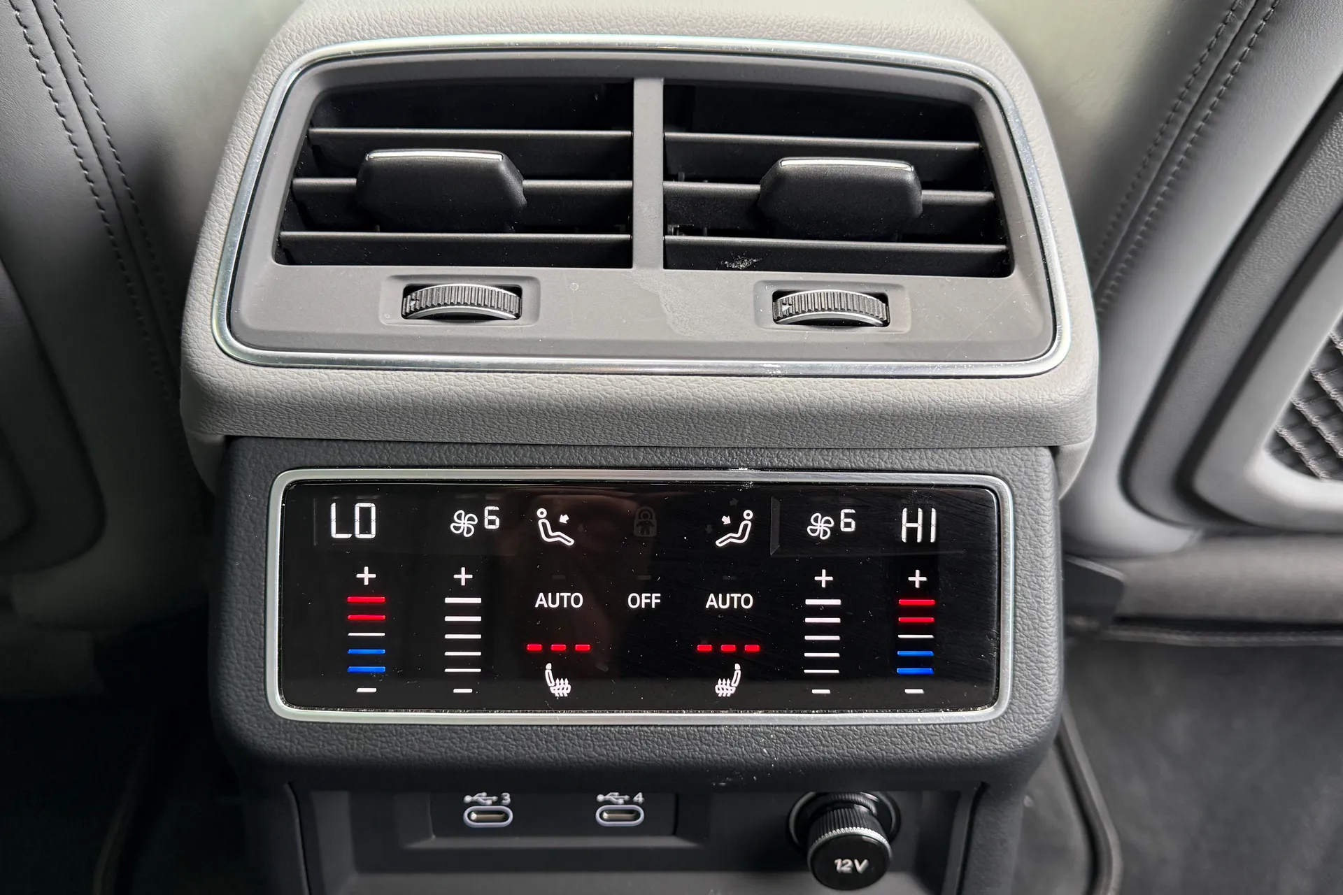 Audi A6 thumbnail image number 35